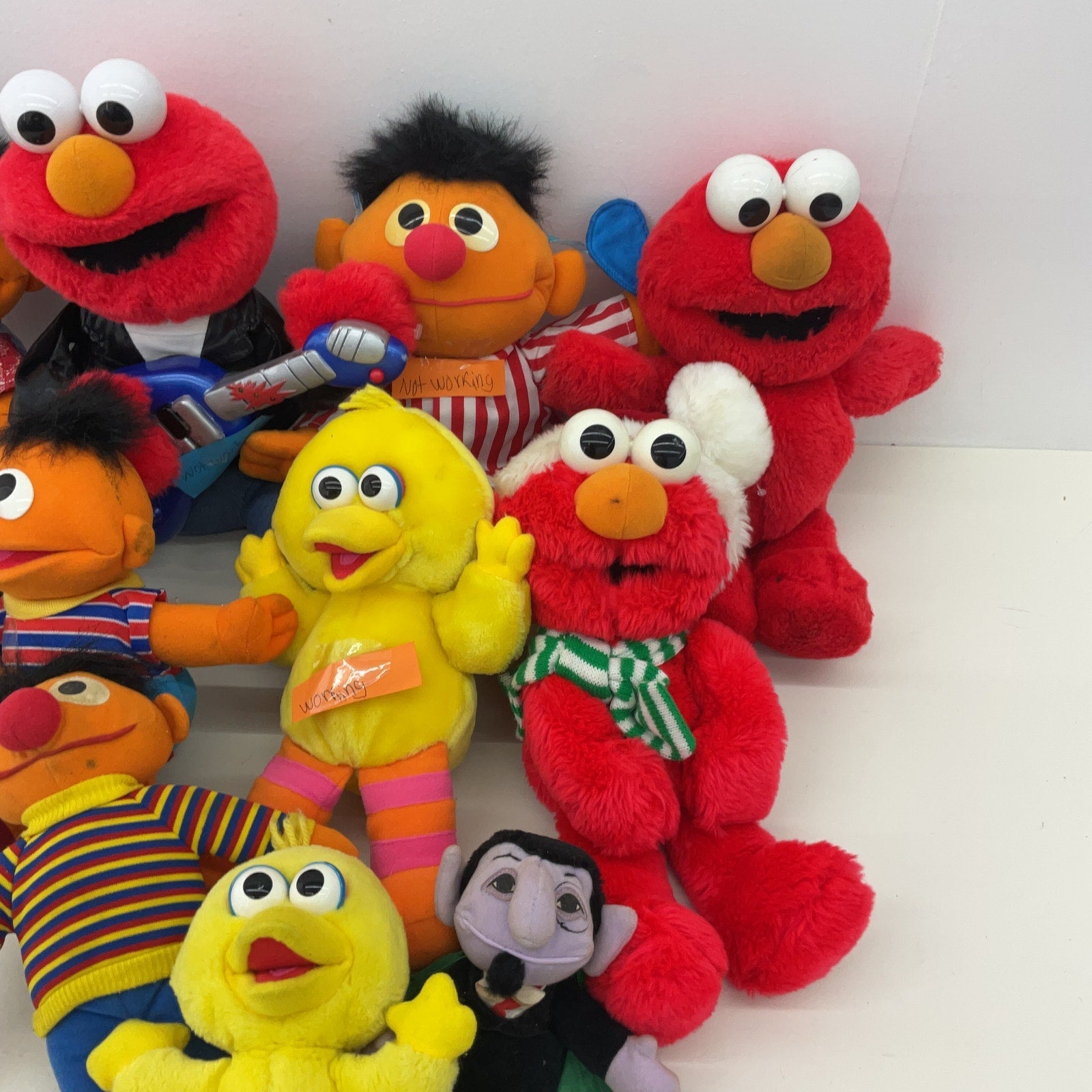 Mixed 8 lbs Sesame Street Character Plush Dolls Tyco Big Bird Elmo Ernie  Bert - Warehouse Toys