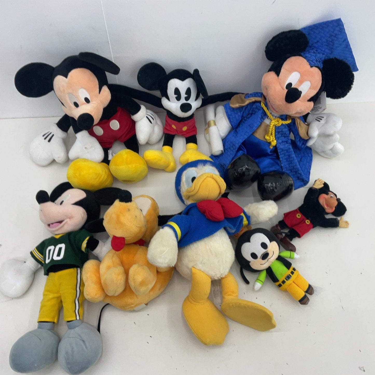 Mixed Classic Character Disney Pluto Donald Duck Mickey Mouse Plush Dolls - Warehouse Toys