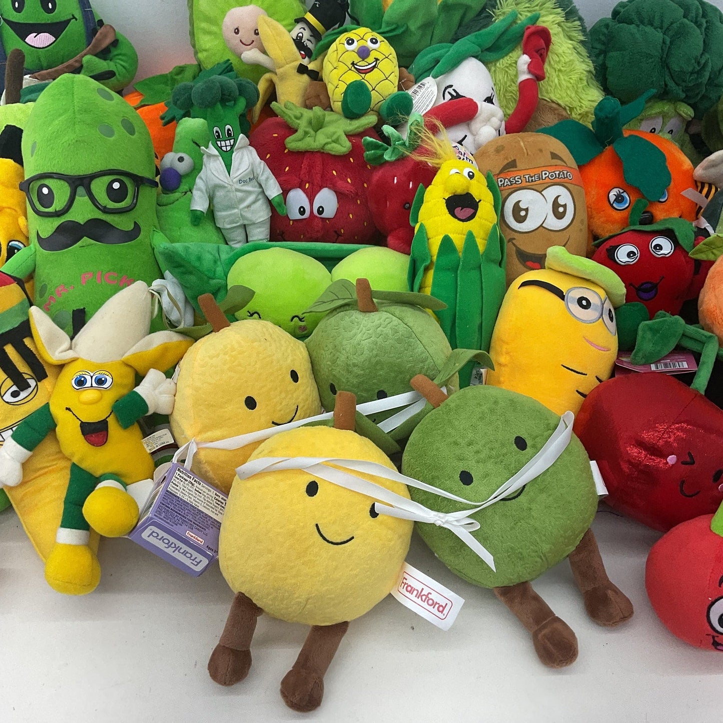 Mixed Food Vegetables Fruits Bananas Character Plush Toys Preowned LOT 12 lbs - Warehouse Toys