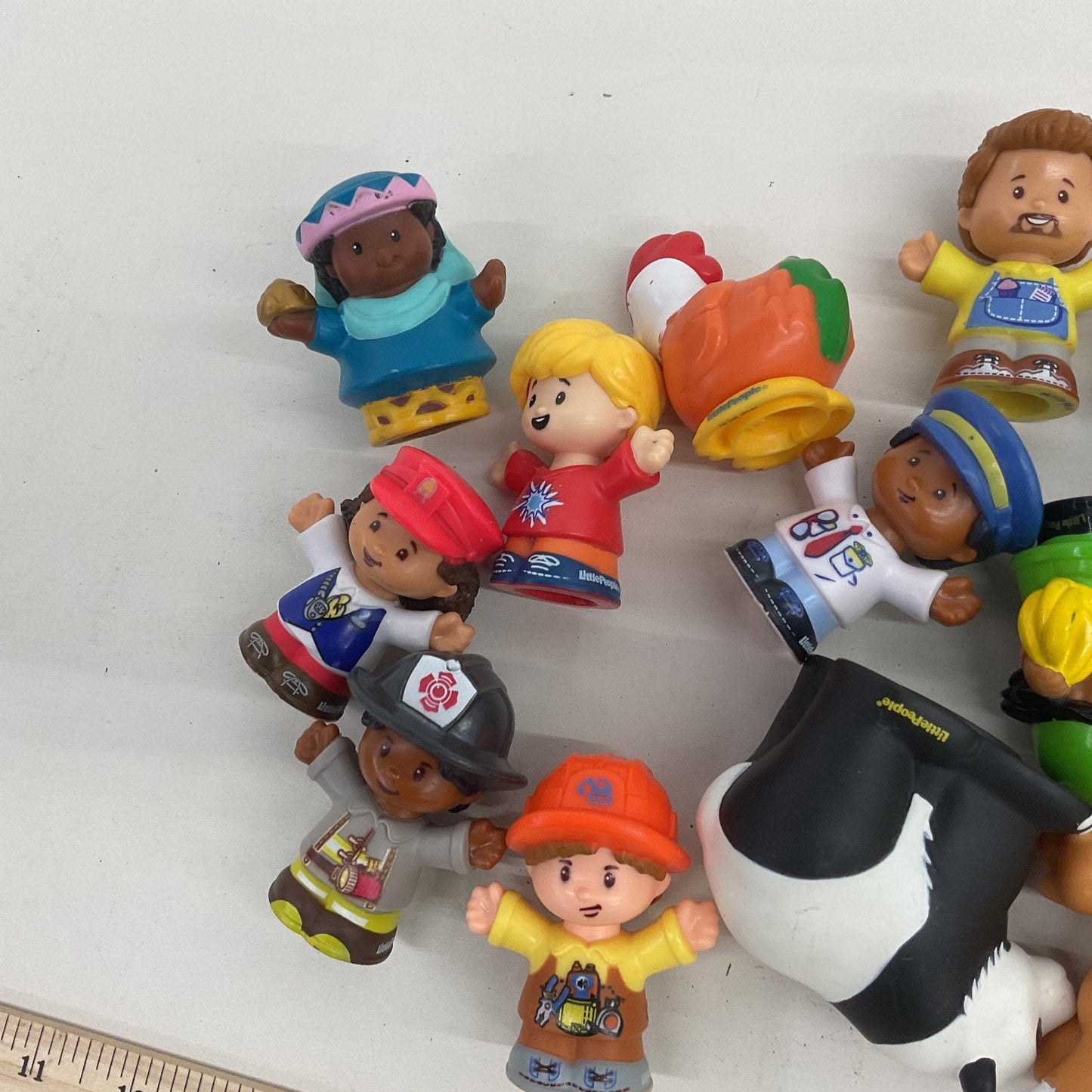 Mixed Little People by Fisher Price Character Toy Figures Preowned LOT - Warehouse Toys