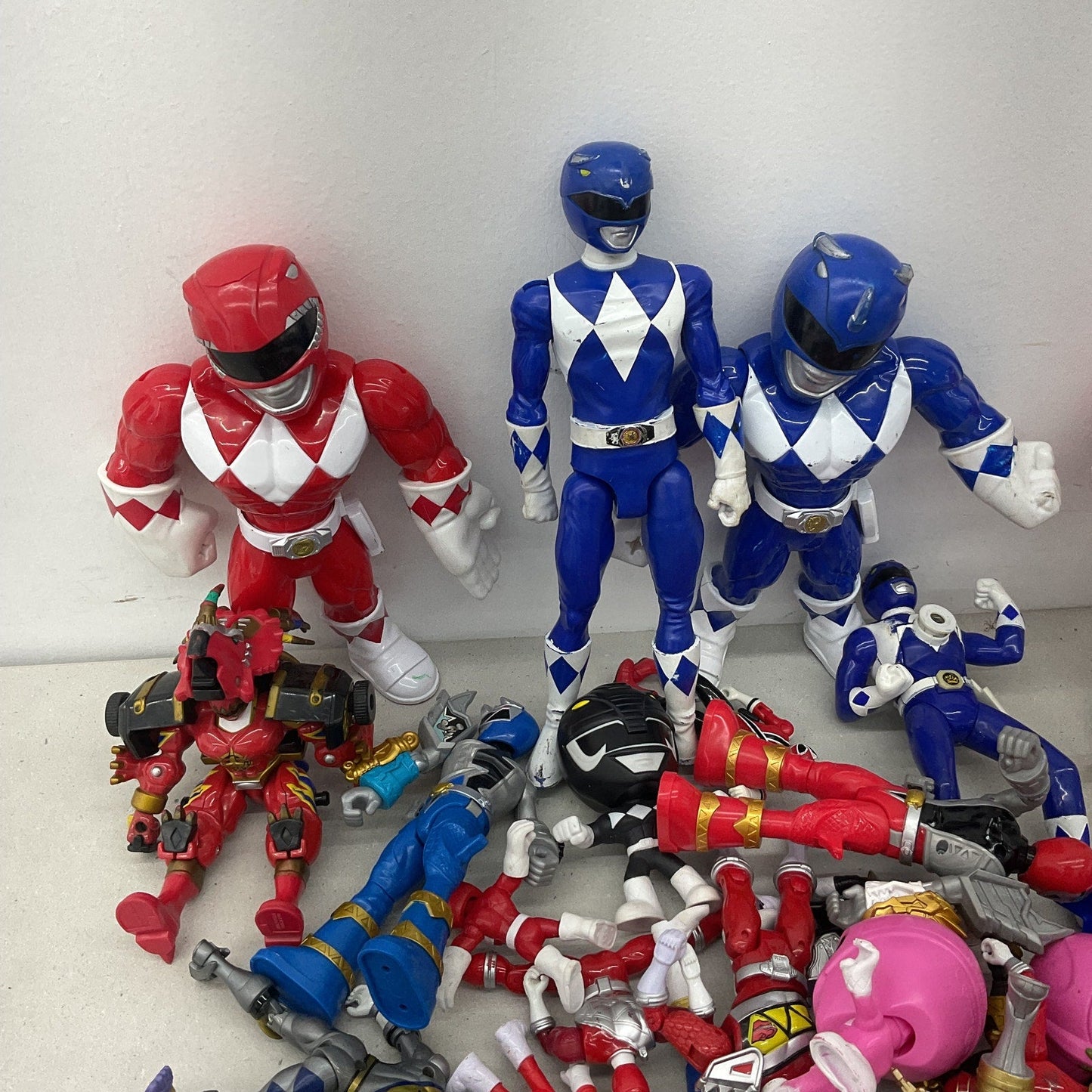 Mixed Loose Action Figures Toys Mighty Morphin Power Rangers LOT 10 lbs Preowned - Warehouse Toys