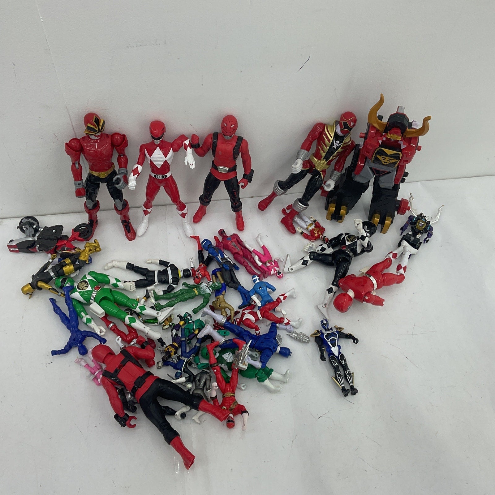 Mixed Loose Action Figures Toys Mighty Morphin Power Rangers LOT 6 lbs Preowned - Warehouse Toys