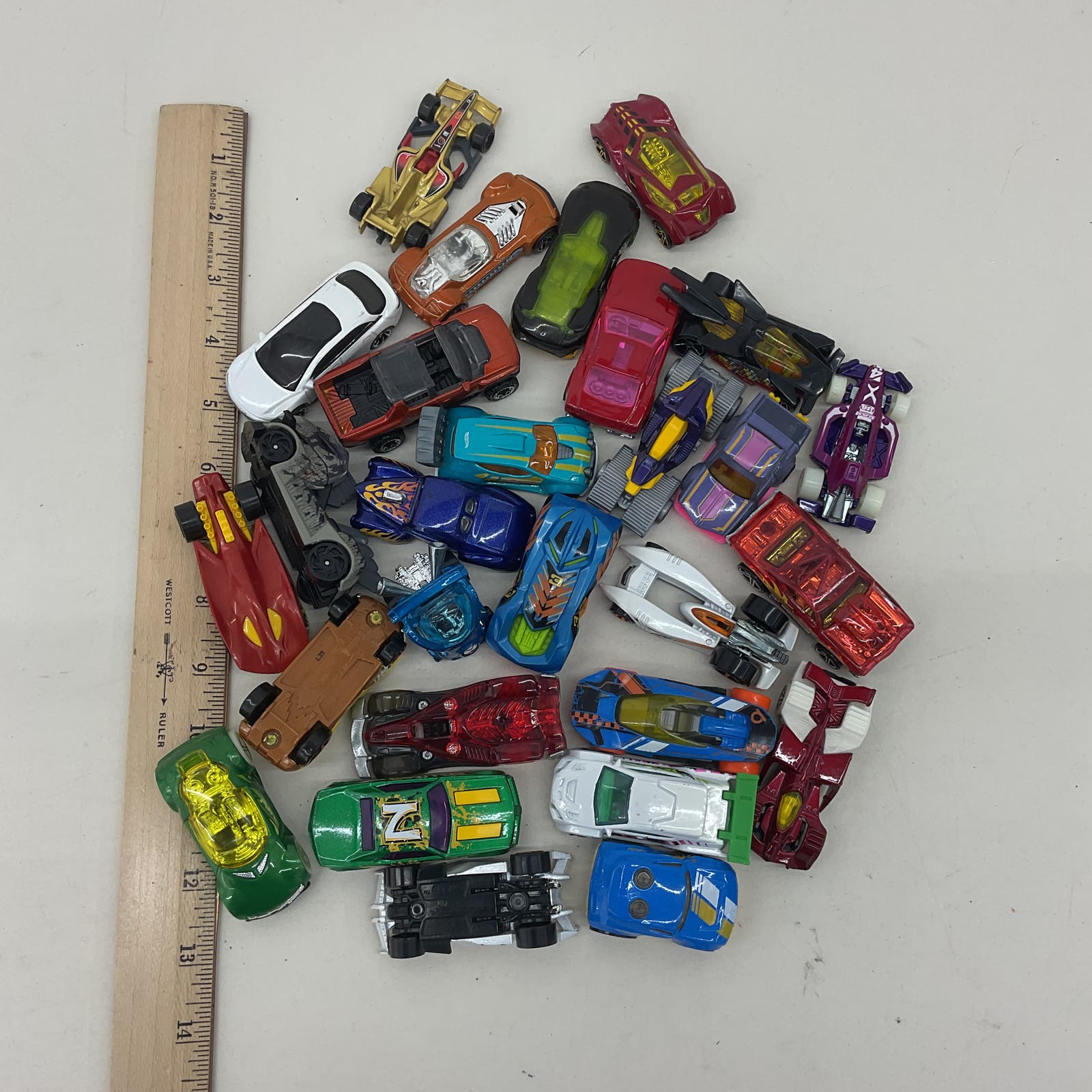 Mixed LOOSE LOT Hot Wheels Others Diecast Vehicles Cars Trucks Toys Warehouse Toys