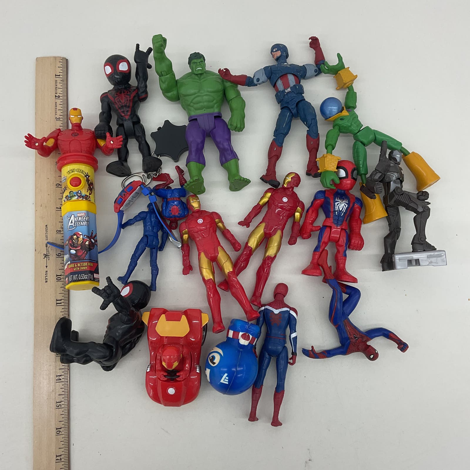 Mixed Loose LOT Marvel Avengers Hulk Action Figures Toy Figurines Cake Toppers - Warehouse Toys