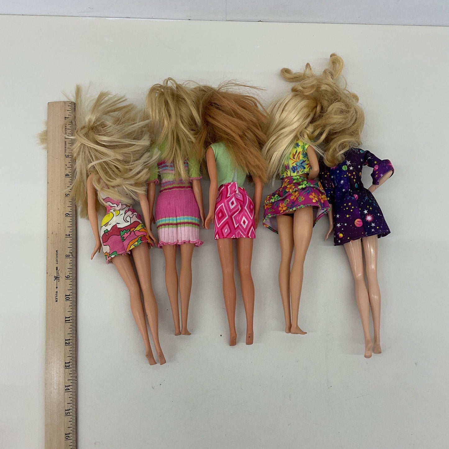 Mixed Loose LOT Mattel Barbie & Others Fashion Play Dolls Blonde Hair Outfits - Warehouse Toys