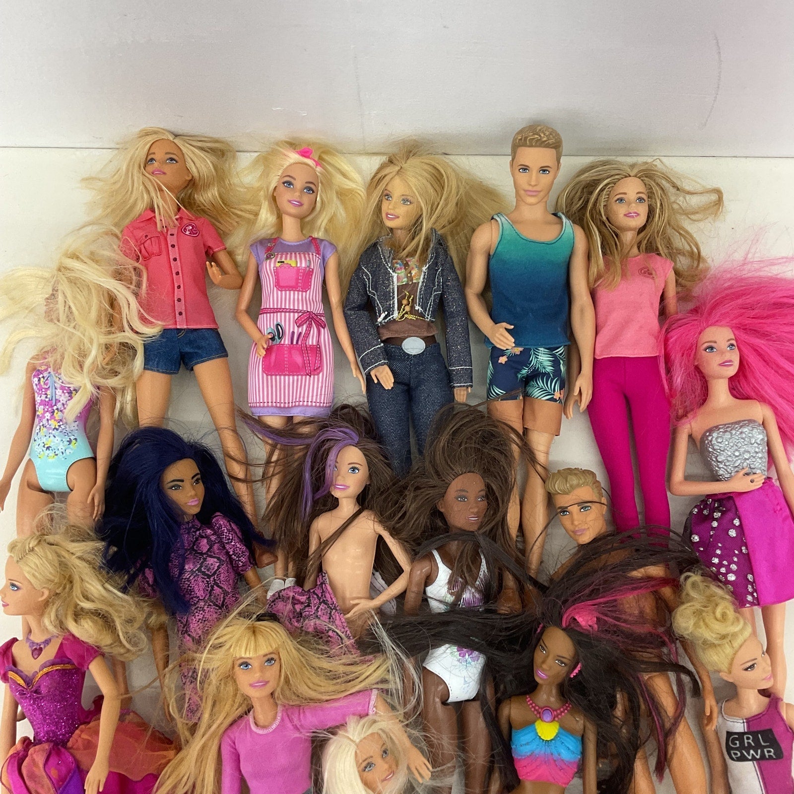 Mixed Loose Mattel Barbie & Others Fashion Play Dolls Blonde Brunette Preowned - Warehouse Toys