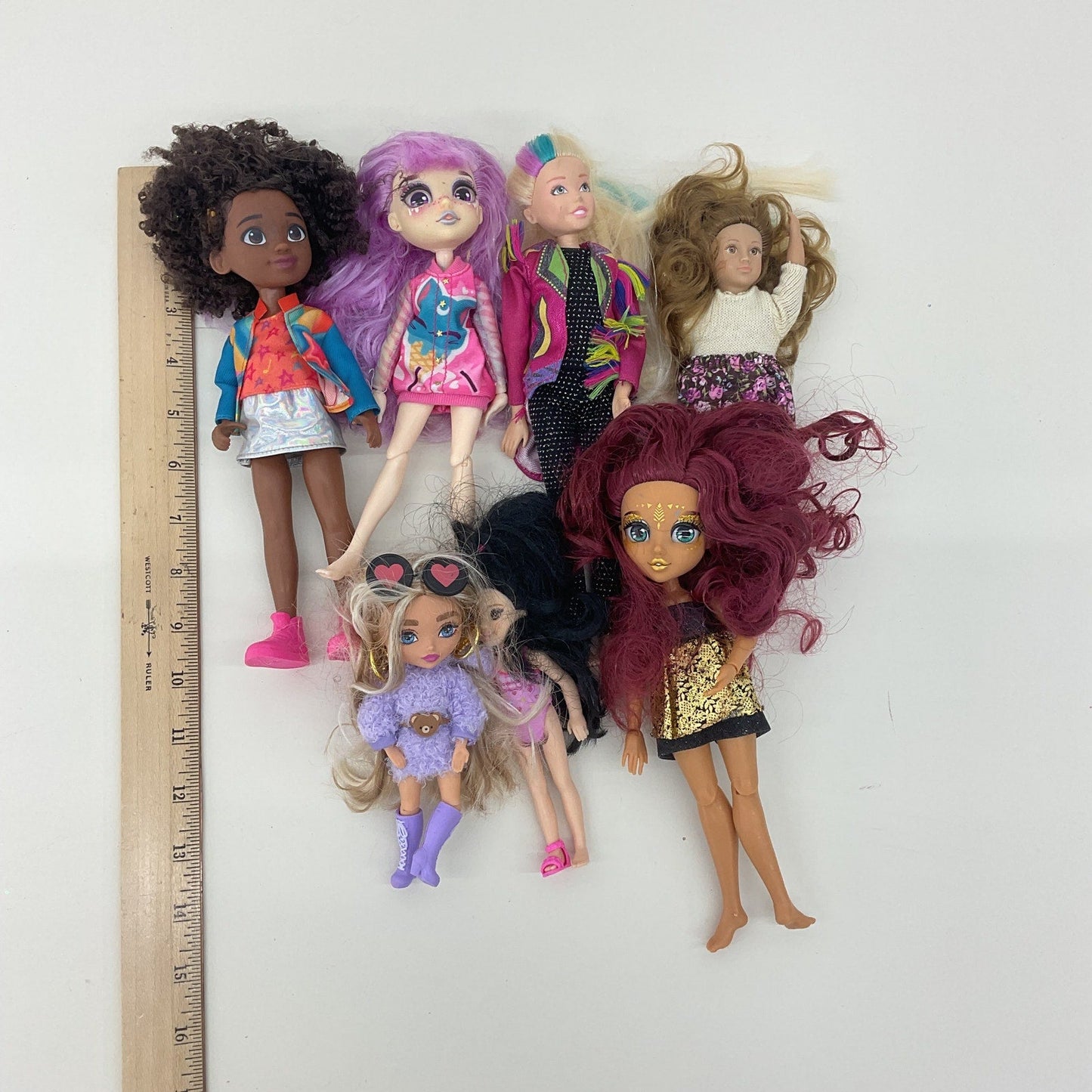 Mixed Loose Play Dolls Karmas World Rainbow High Shopkins Shoppies Mattel Etc - Warehouse Toys