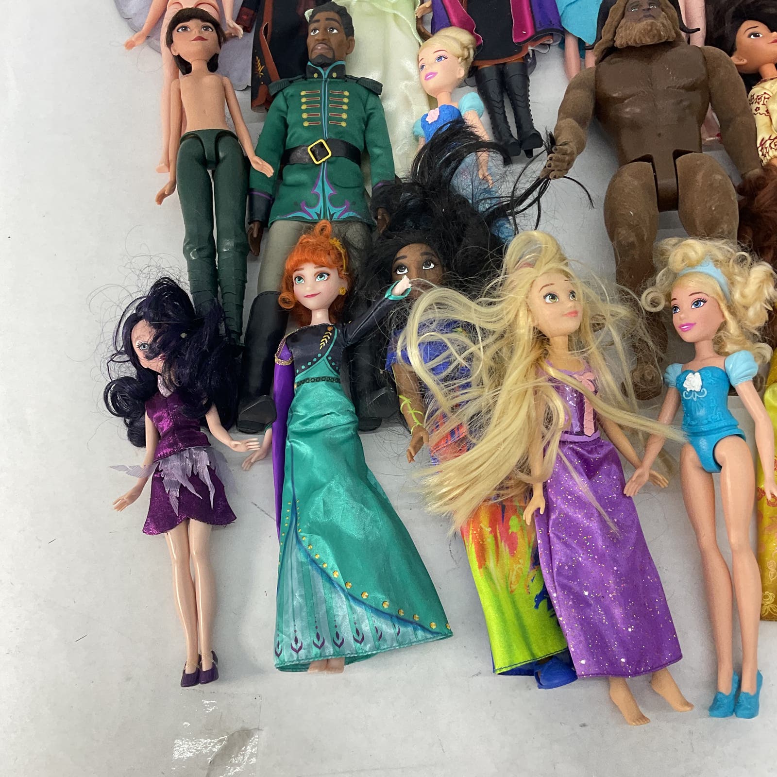 Mixed Loose Used LOT Disney Princess Character Fashion Dolls Belle Moana Frozen - Warehouse Toys