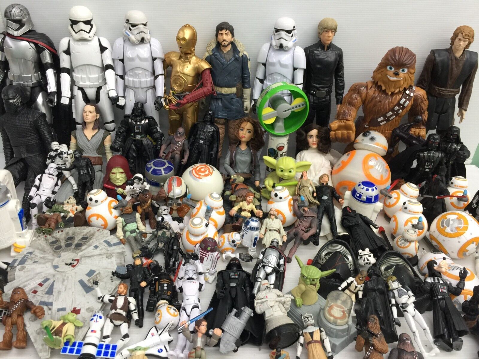 Star Wars toy deals lot