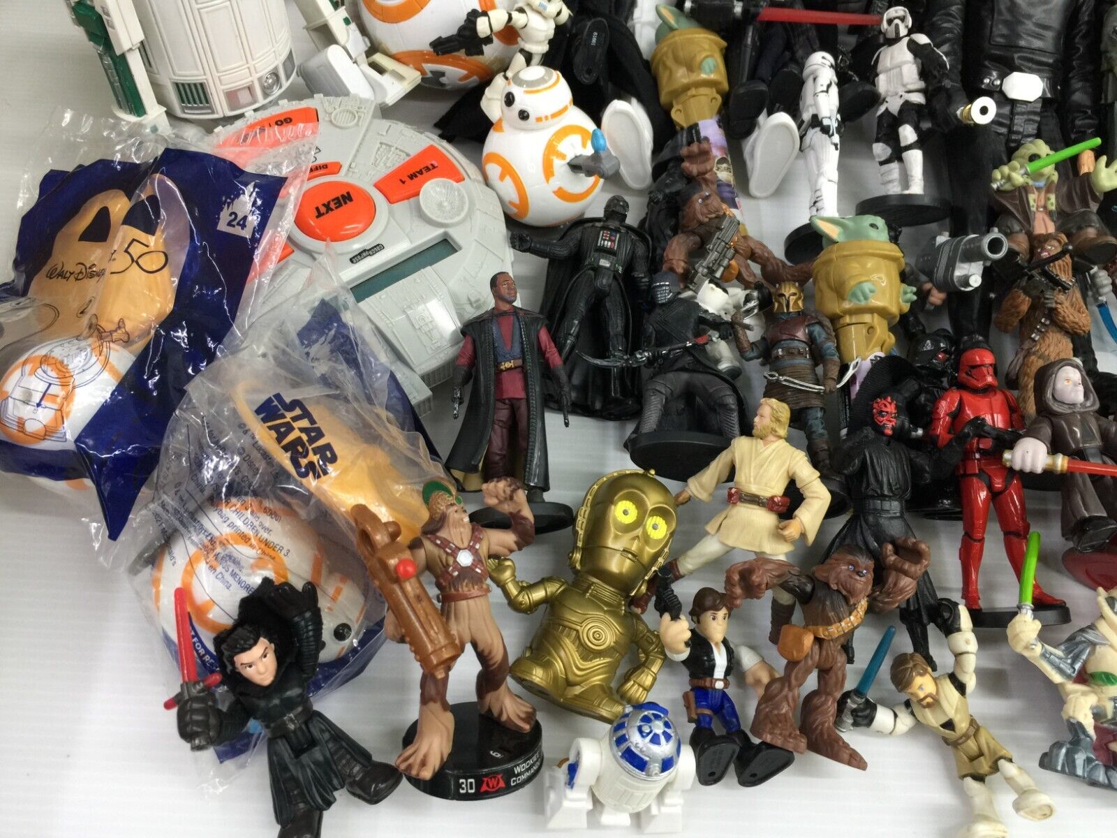 Star Wars Figures Mixed buy / Random Lot