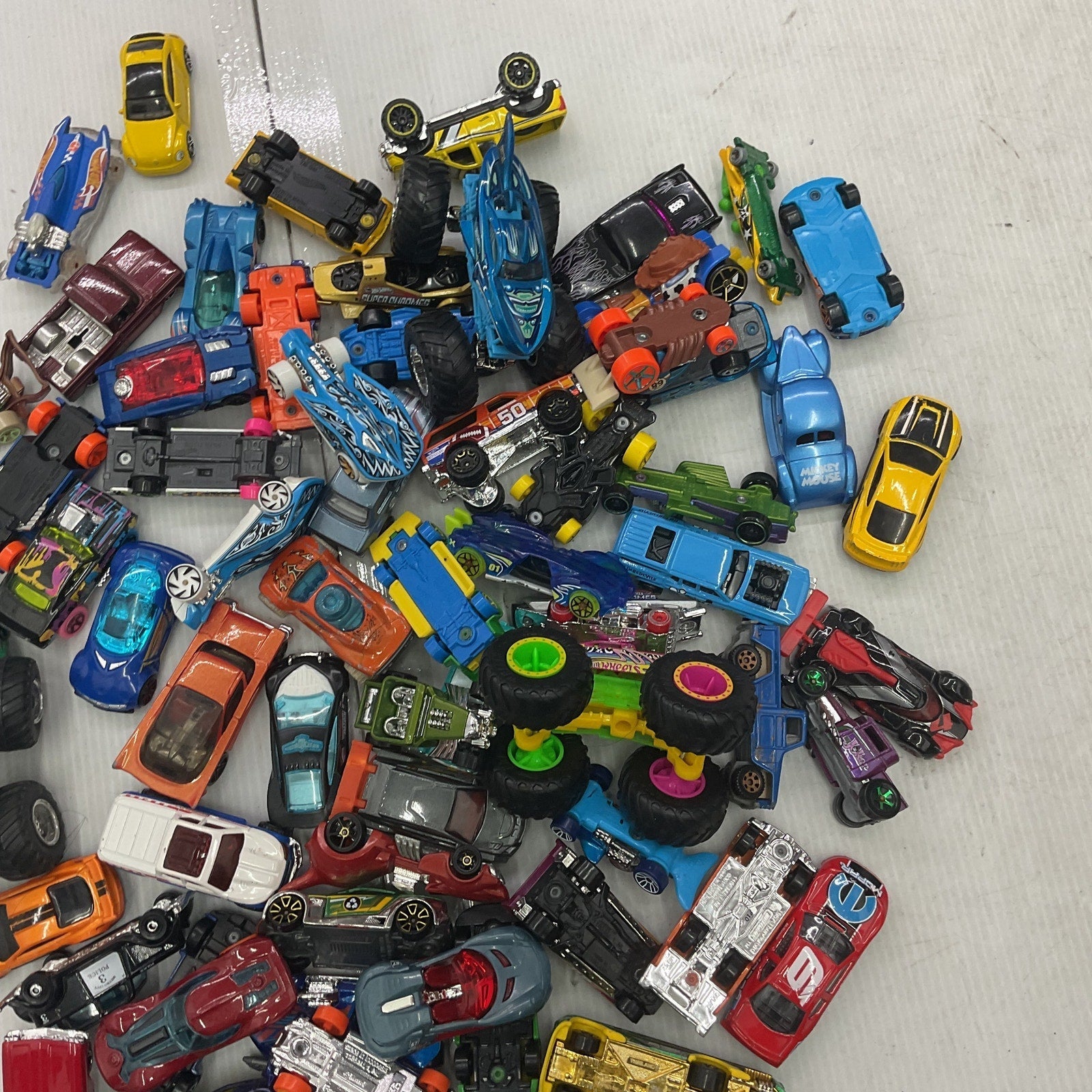 Mixed LOT 5 lbs Hot Wheels & Other Brands Diecast Vehicles Toy Cars Trucks Etc - Warehouse Toys