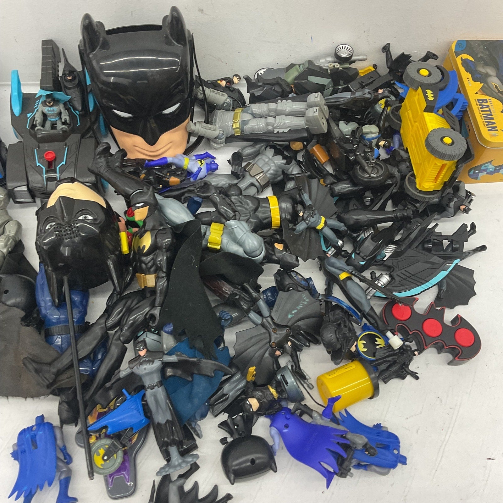 Mixed LOT Batman Batmobile DC Comics Black Action Figure Collection Preowned - Warehouse Toys