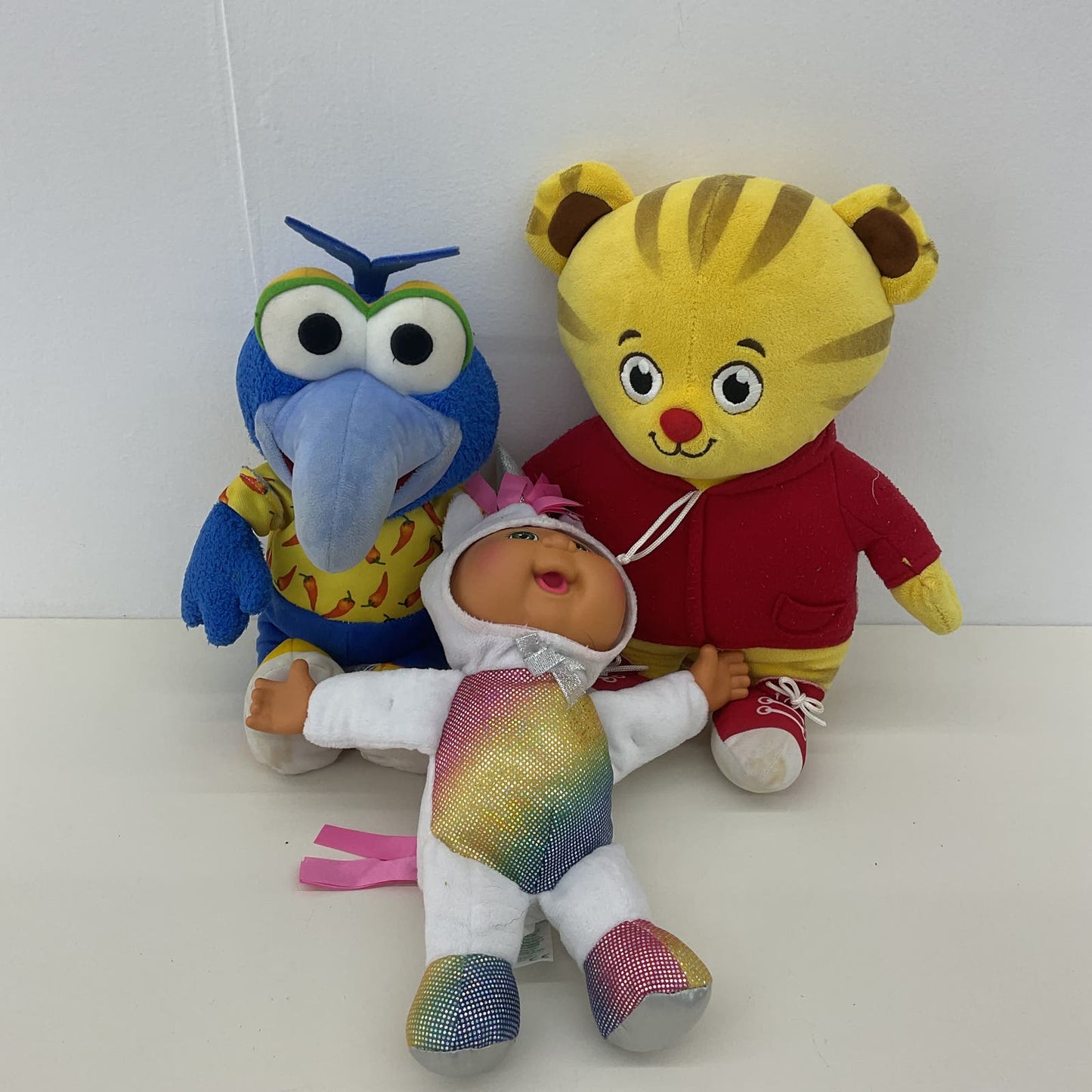 Mixed LOT CPK Unicorn Baby Doll Muppets Gonzo Mr Rogers Daniel Tiger Stuffed Toy - Warehouse Toys