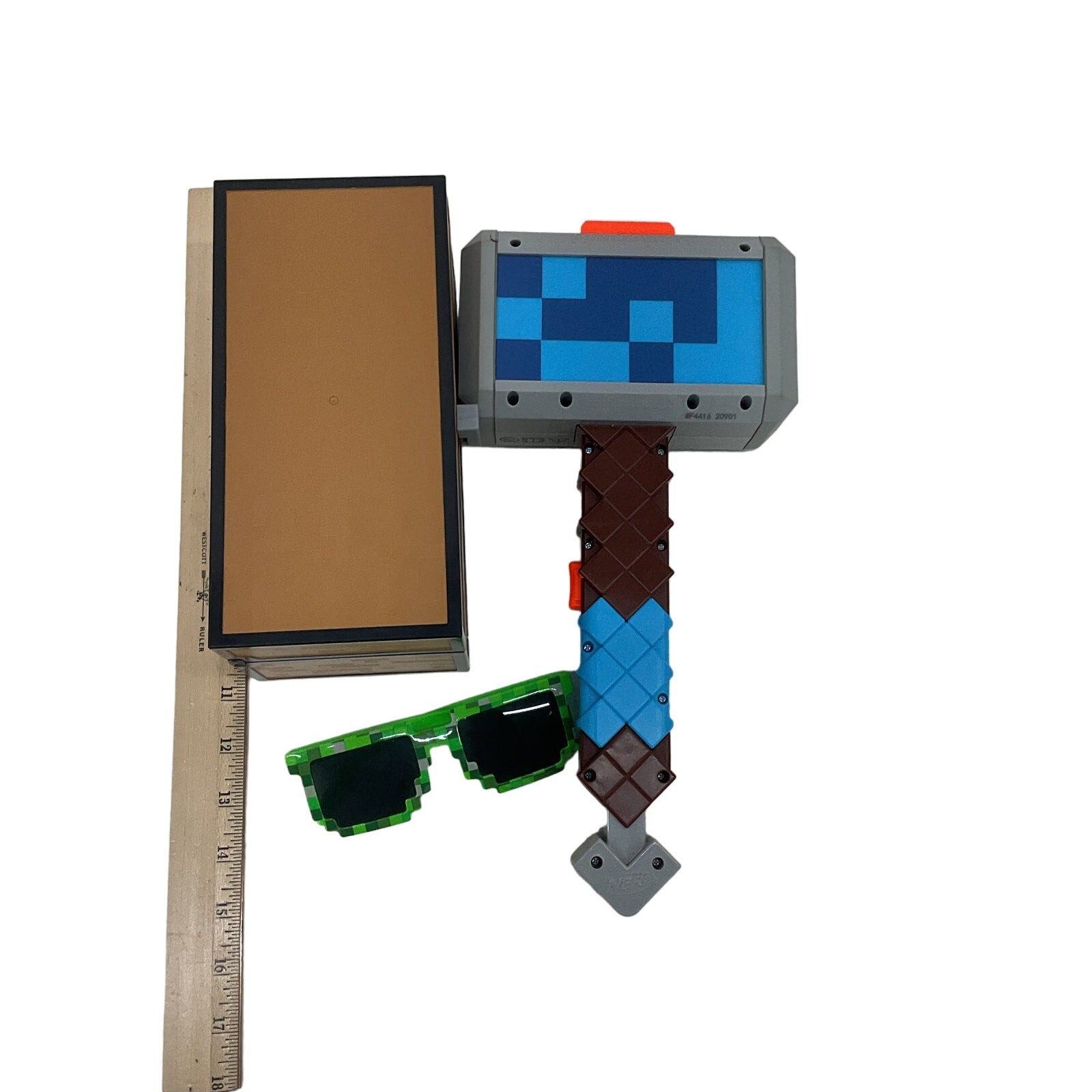 Mixed Minecraft Action Figures Accessories Sunglasses LOT Play Set Hammer - Warehouse Toys