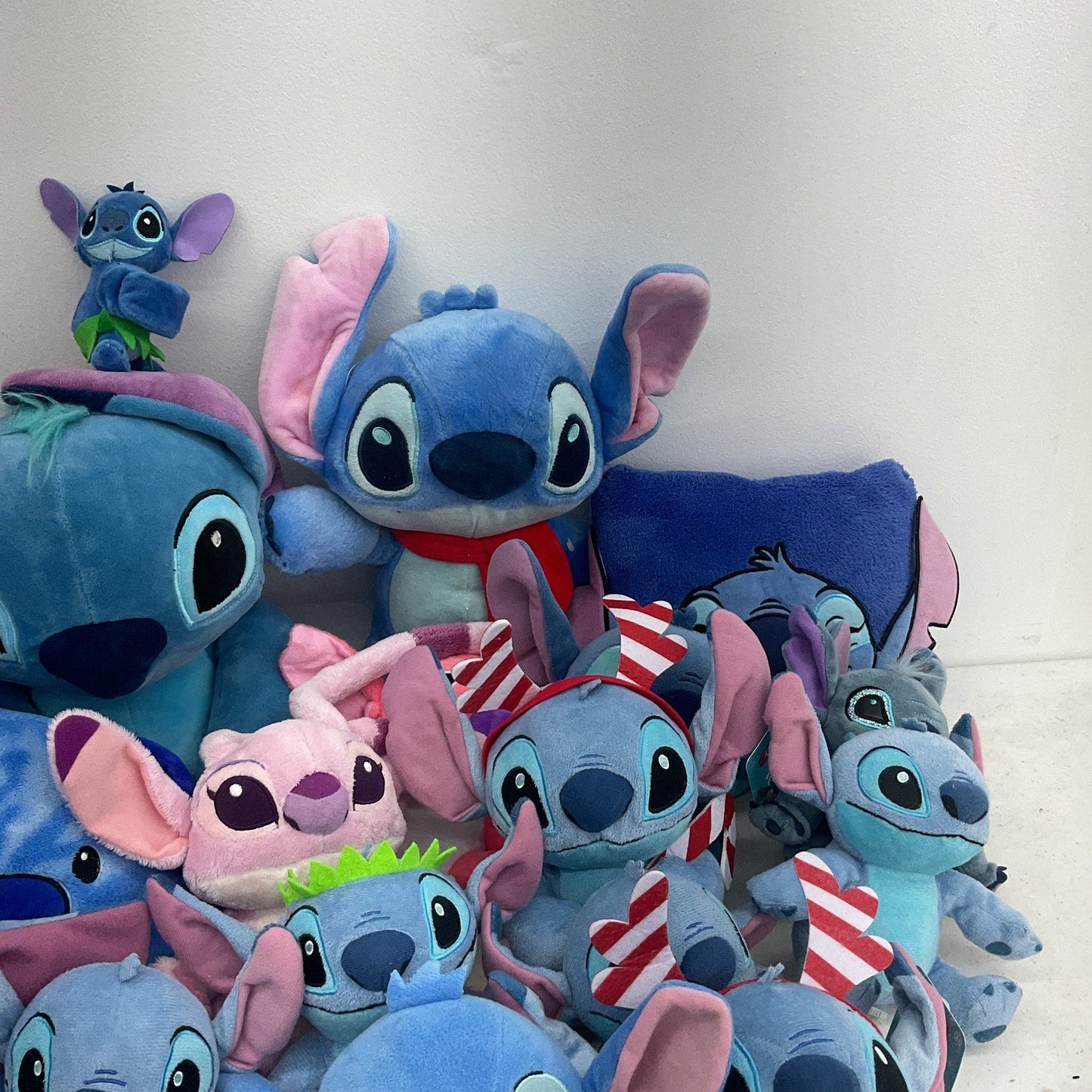 Mixed Preowned LOT 12 lbs Disney Lilo & Stitch Character Plush Dolls Stuffed Toys - Warehouse Toys