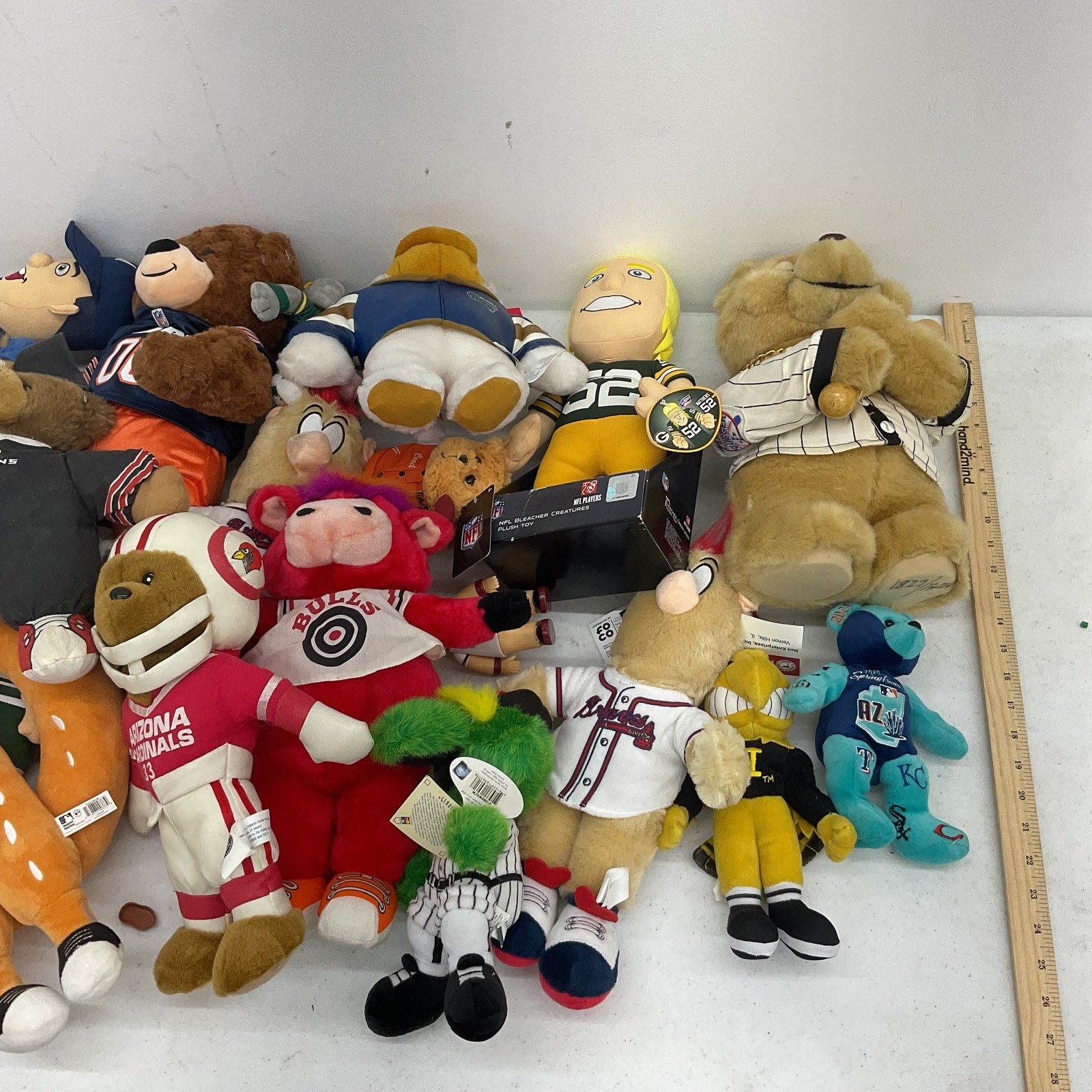 Mixed Random Sports Team Memorabilia Plush Dolls Mascots Toys Preowned 11 lbs - Warehouse Toys