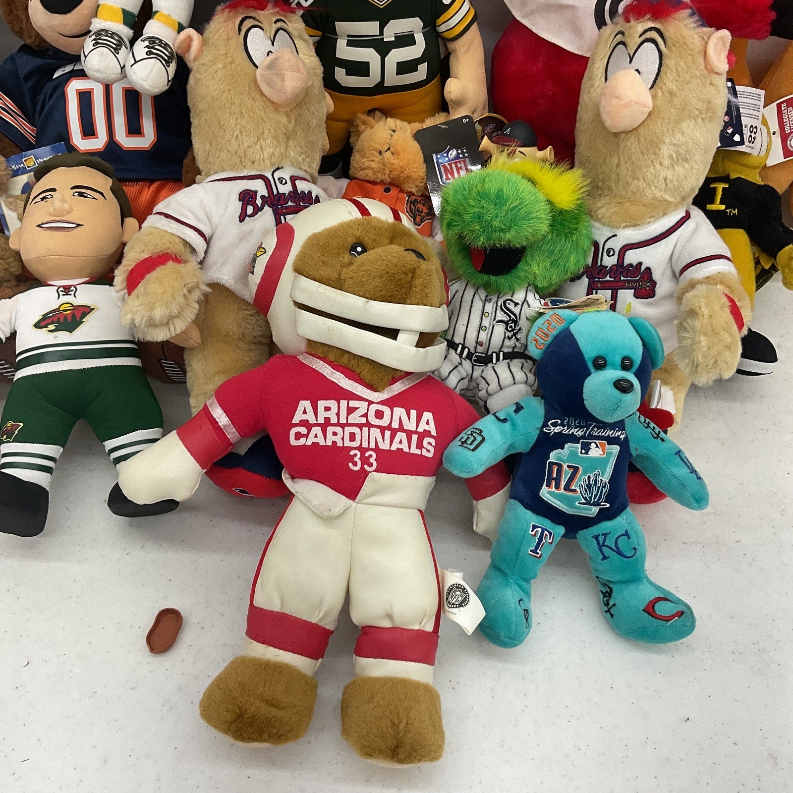 Mixed Random Sports Team Memorabilia Plush Dolls Mascots Toys Preowned 11 lbs - Warehouse Toys