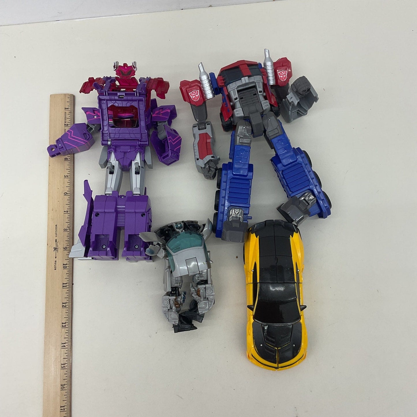 Mixed Transformers Character Action Figures Loose Preowned LOT - Warehouse Toys