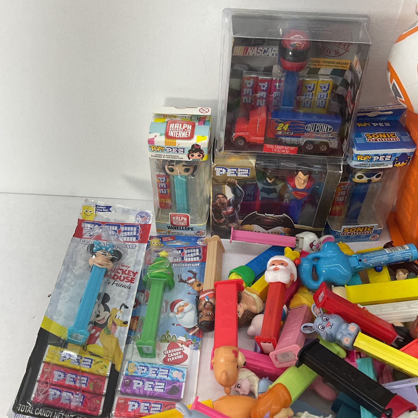 Mixed Used LOT 15 lbs Pez Dispensers Toy Figures Star Wars Minions Holiday - Warehouse Toys