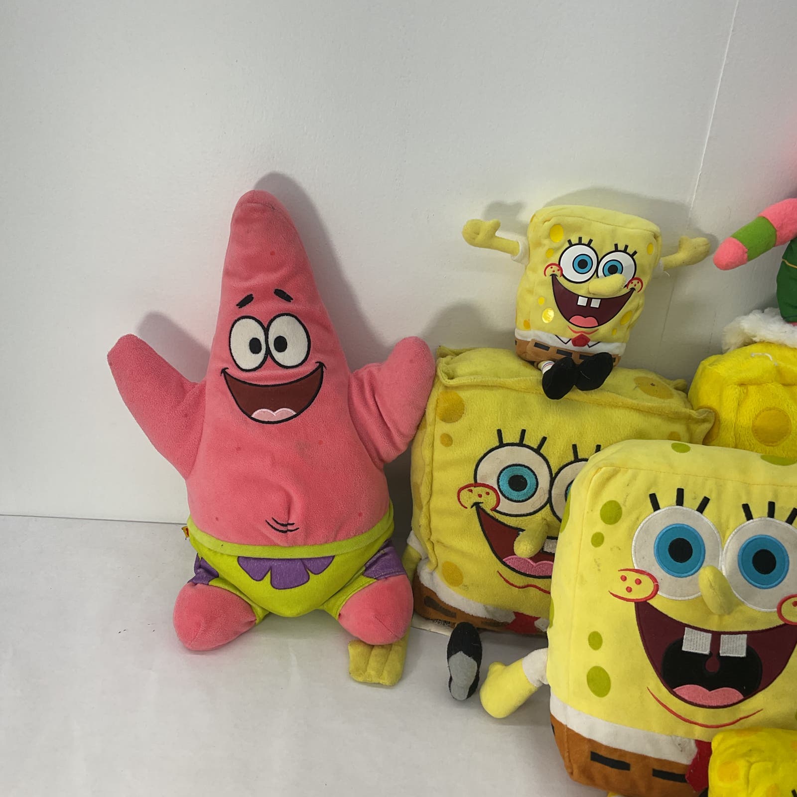 Mixed Used LOT Nickelodeon Spongebob Squarepants Character Plush Dolls Patrick - Warehouse Toys