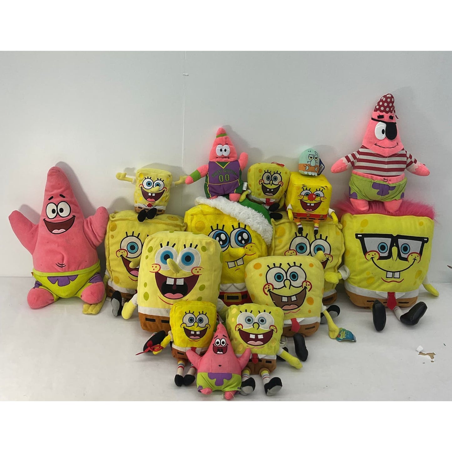 Mixed Used LOT Nickelodeon Spongebob Squarepants Character Plush Dolls Patrick - Warehouse Toys