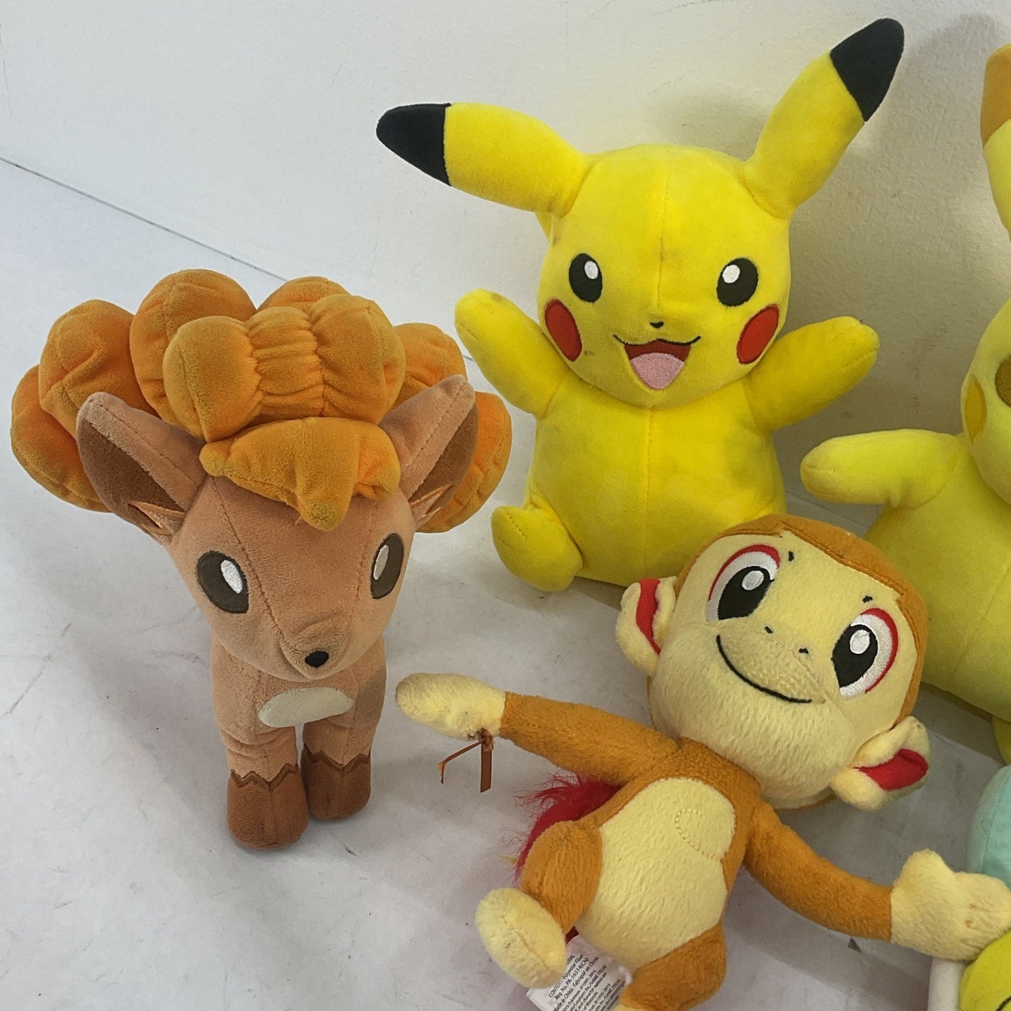 Mixed Used LOT Nintendo Pokemon Pikachu Bulbasaur Vulpix Plush Dolls Toys - Warehouse Toys