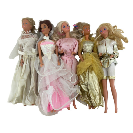 Mixed Vintage Mattel Barbie & Others Fashion Play Dolls in Clothing Outfits - Warehouse Toys