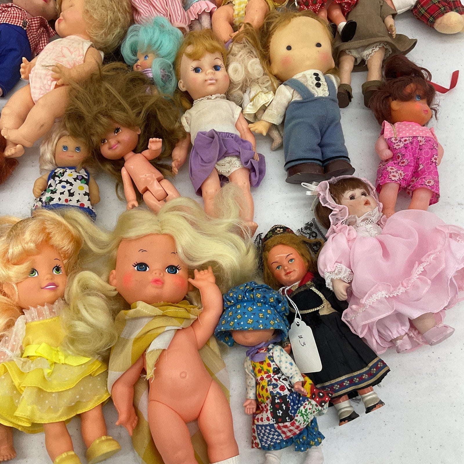 Mixed Vintage & Modern Play Baby Dolls Little Girls Mattel & Others Preowned - Warehouse Toys