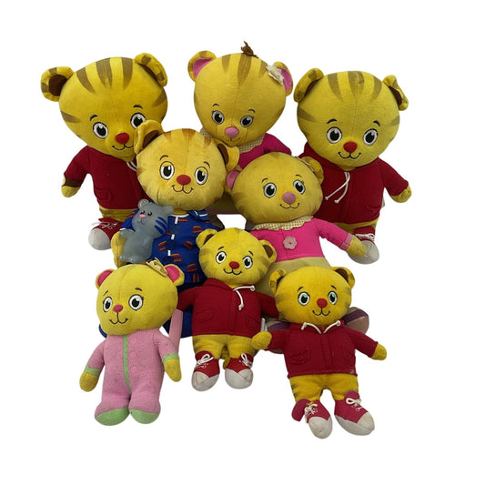 Mr Rogers Daniel Tiger Neighborhood Mixed Stuffed Dolls Plush Preowned LOT 3 lbs - Warehouse Toys