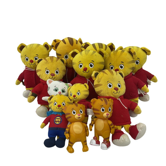 Mr Rogers Daniel Tigers Neighborhood Character Plush Dolls Preowned LOT 5 lbs - Warehouse Toys