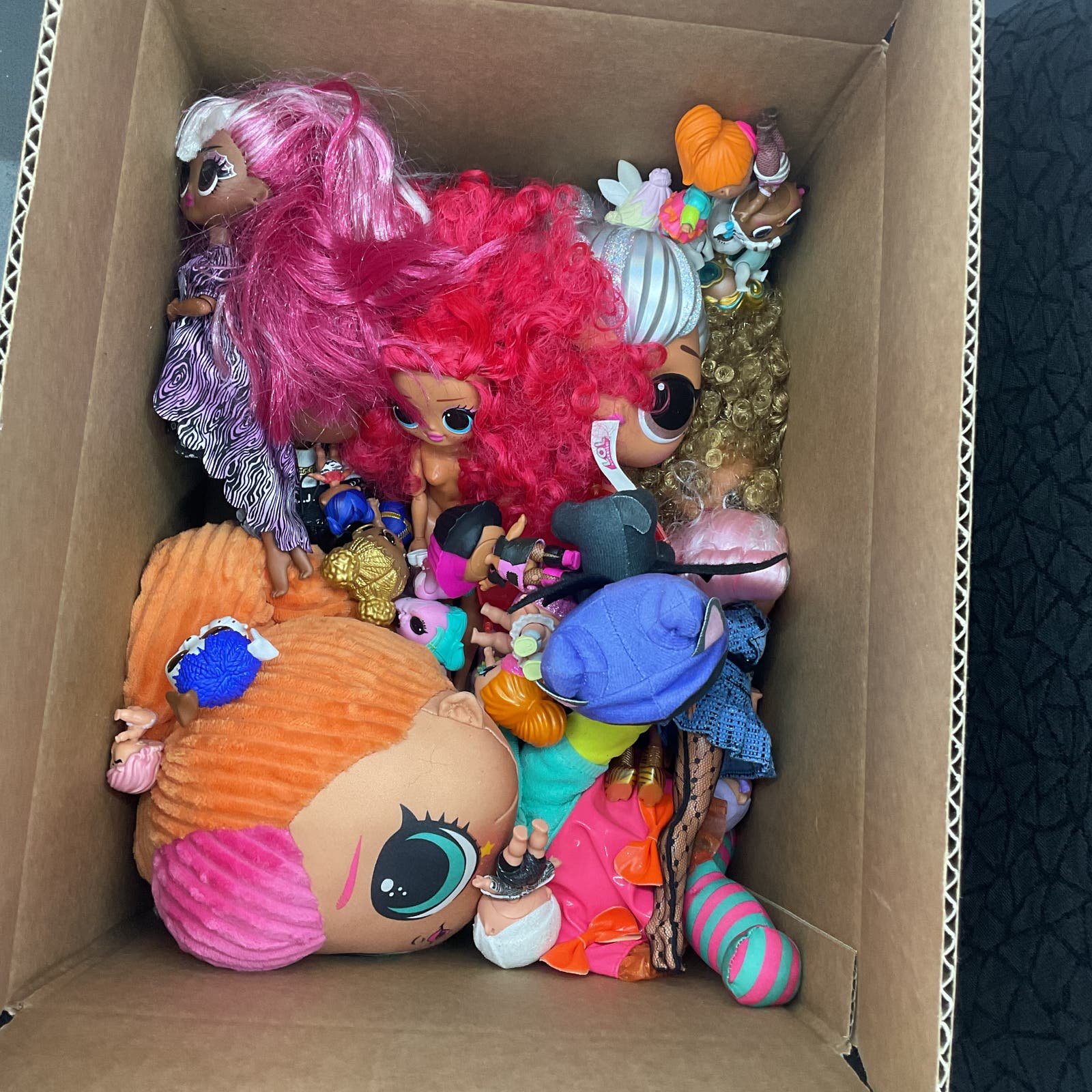 Multicolor LOL Dolls Doll and Accessories Wholesale Lot Bulk - Warehouse Toys