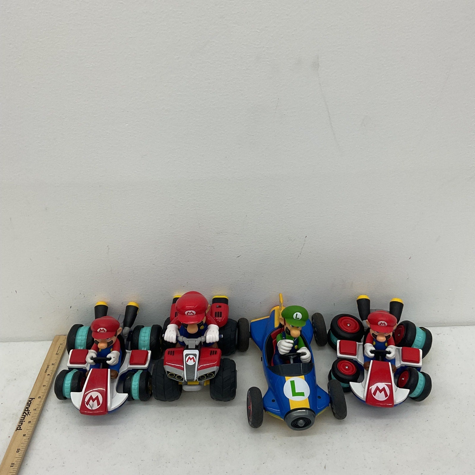 Nintendo 4 PCS Super Mario Kart Red Green Action Figure Toys - Not Tested - Warehouse Toys