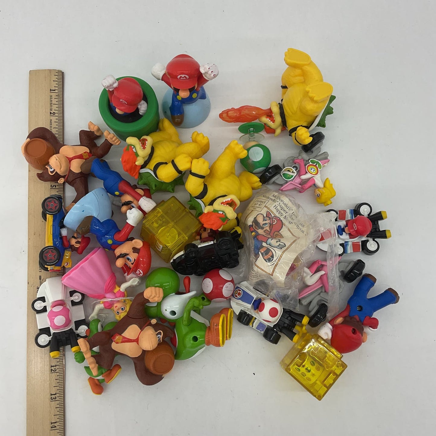 Nintendo Mixed LOT Super Mario Toy Figures Cake Toppers Happy Meal Toys Peach - Warehouse Toys