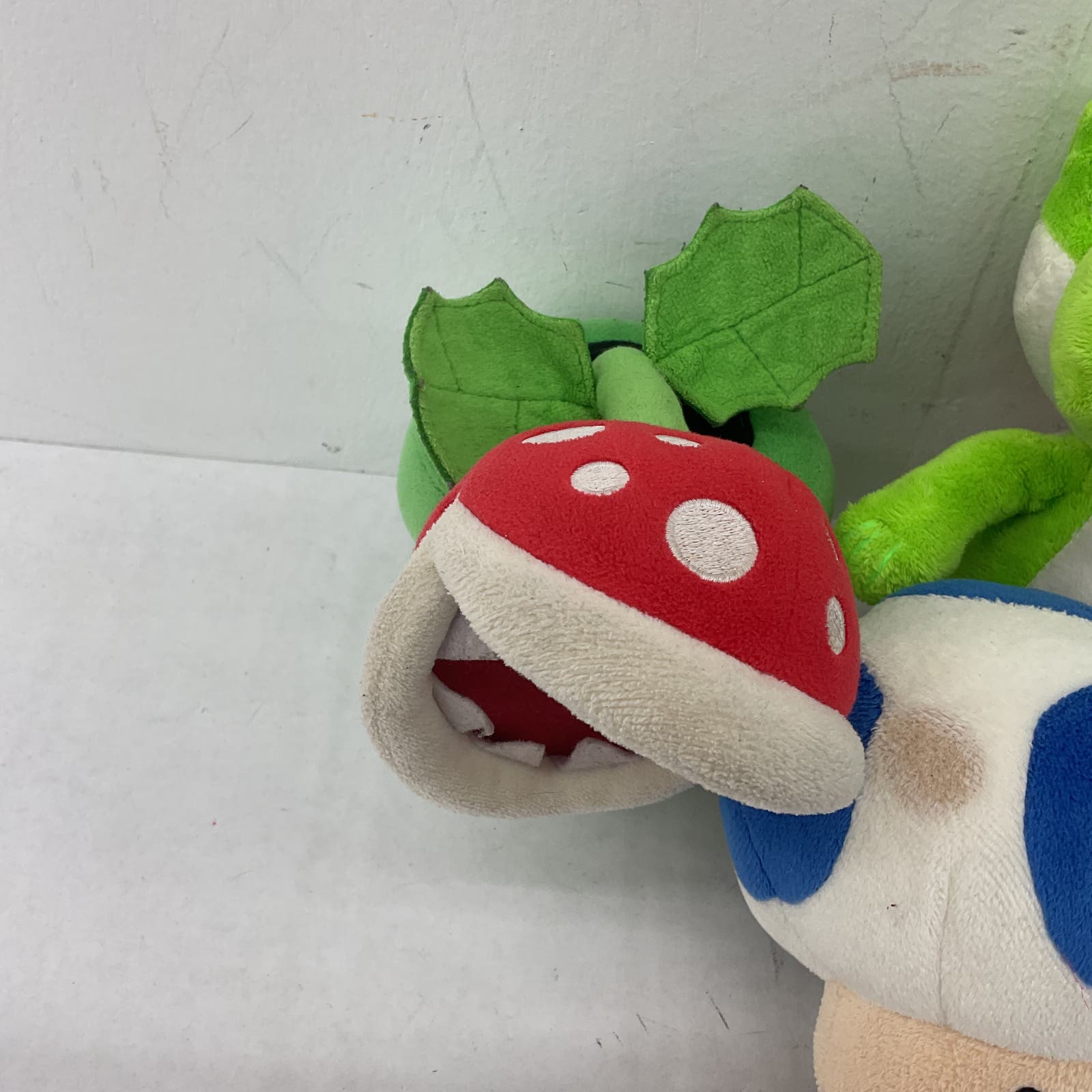 Nintendo Multicolor Stuffed Animal Super Mario Yoshi Plant Toad - Warehouse Toys