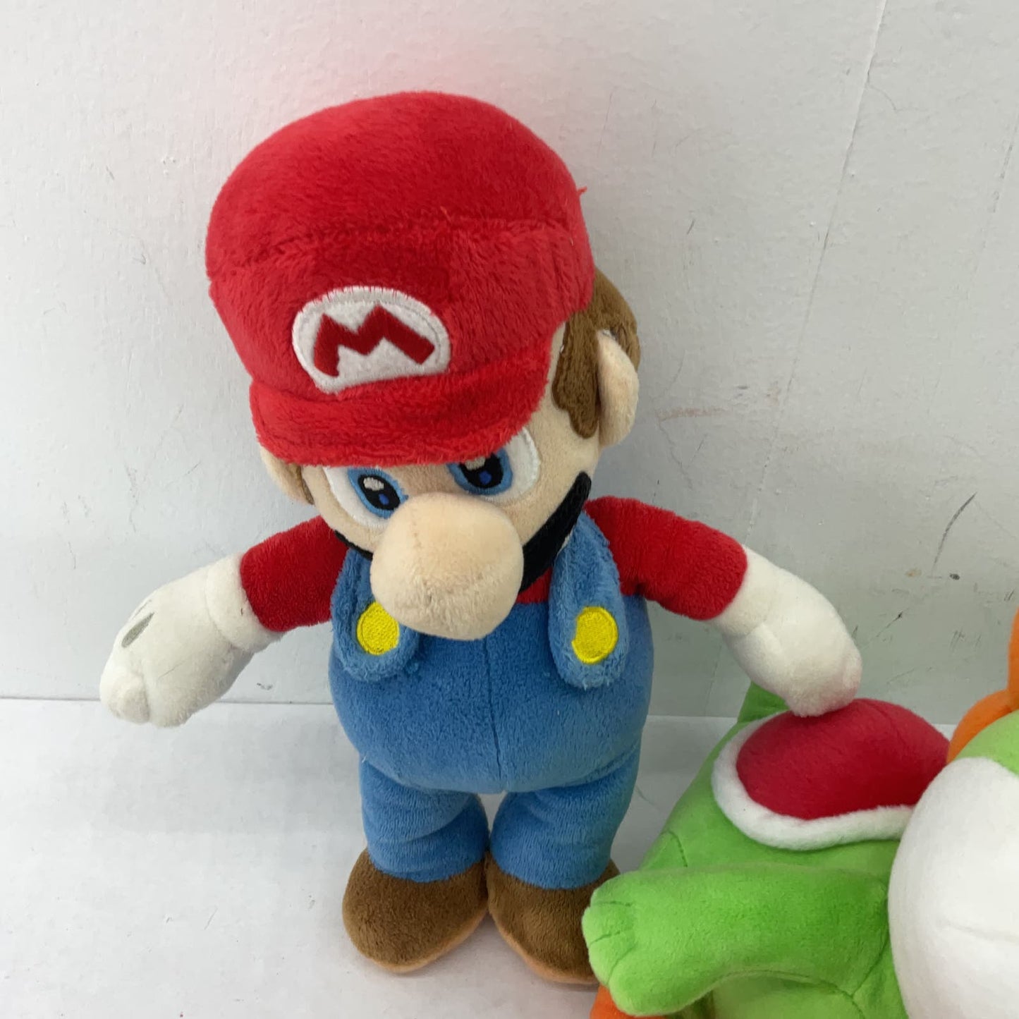 Nintendo Red Green Plush Toy Yoshi Super Mario Lot - Warehouse Toys