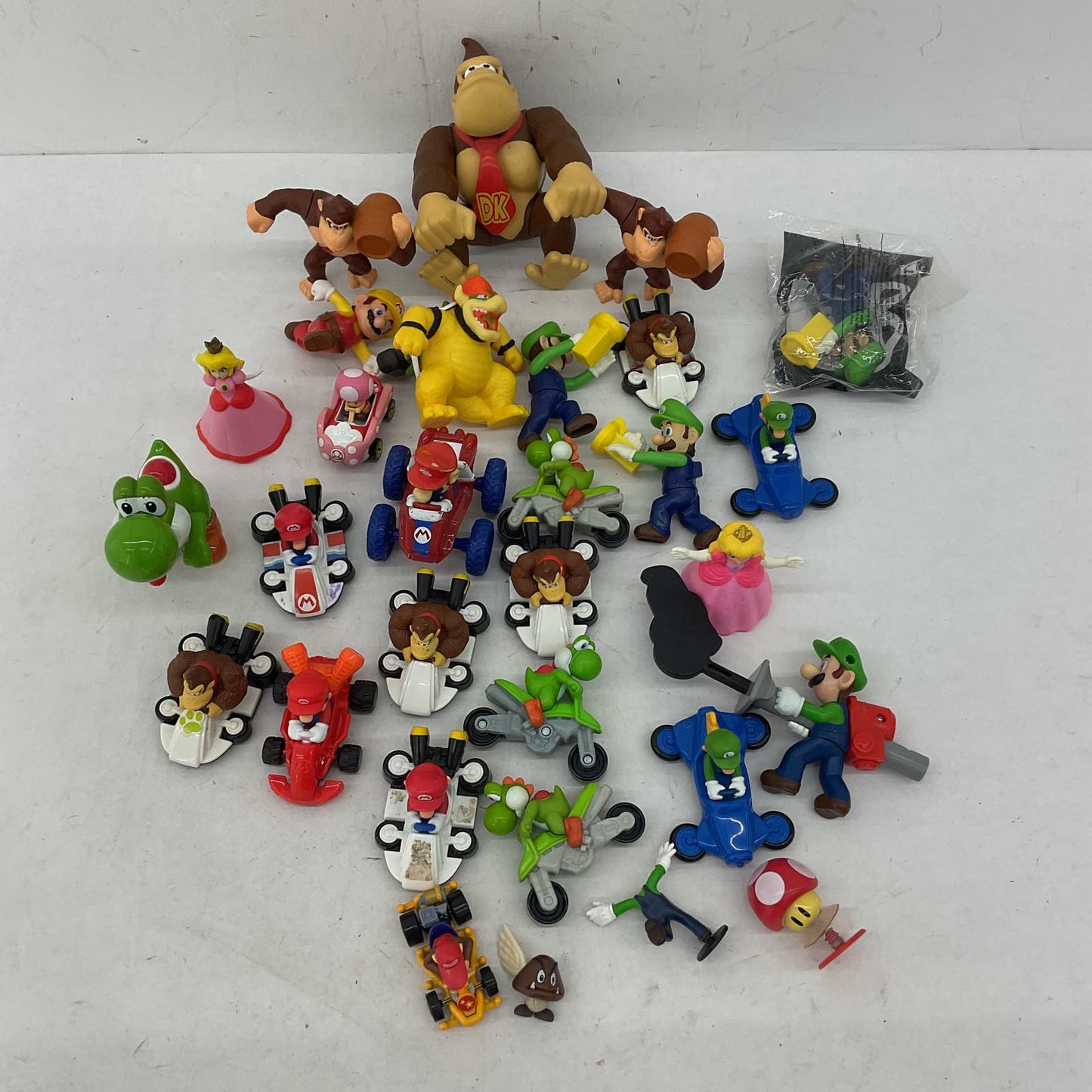 Nintendo Super Mario Kart Toad Donkey Kong Princess Multicolor Action Figure Lot - Warehouse Toys