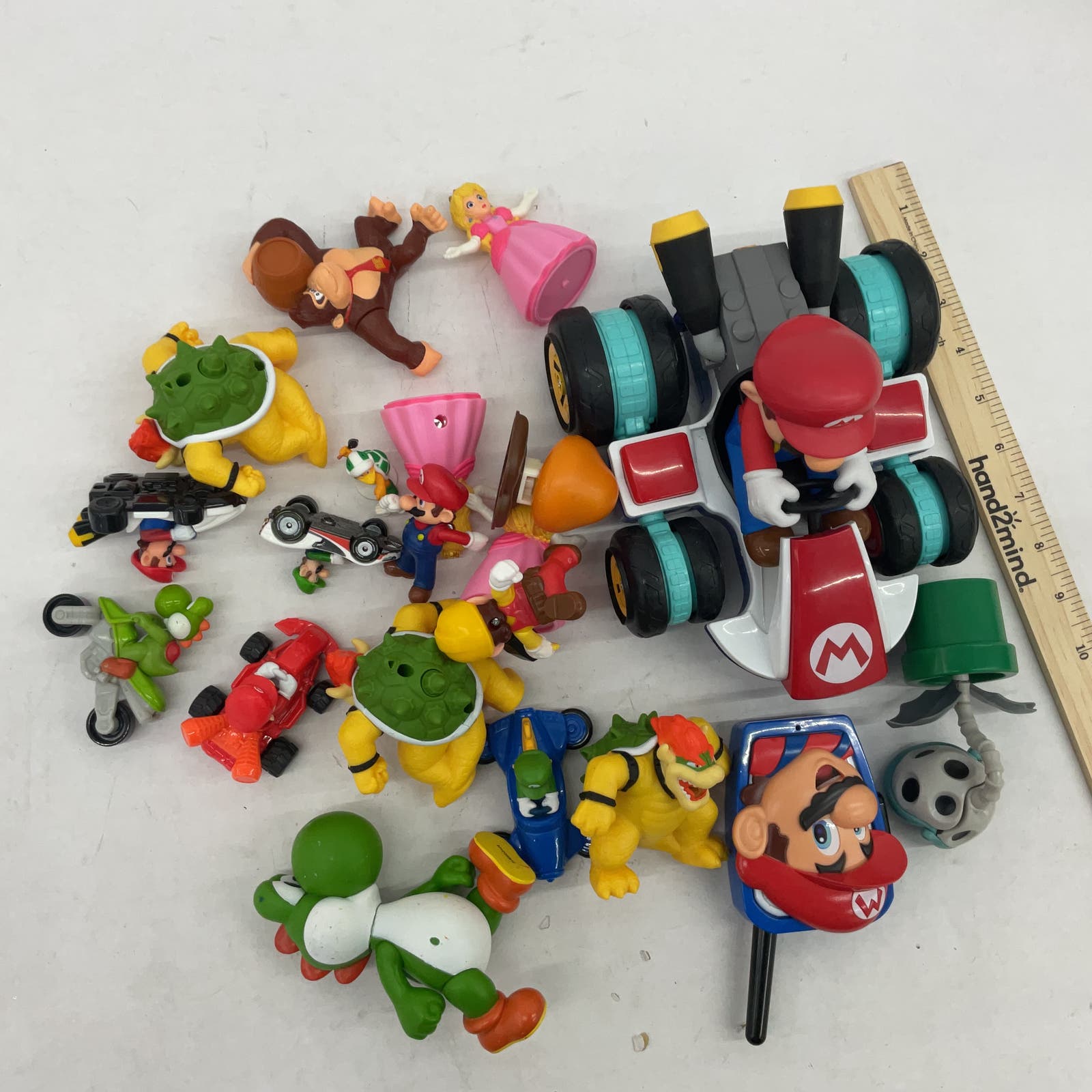 Nintendo Super Mario Wholesale Toy Figure Lot Princess Yoshi Kart - Warehouse Toys