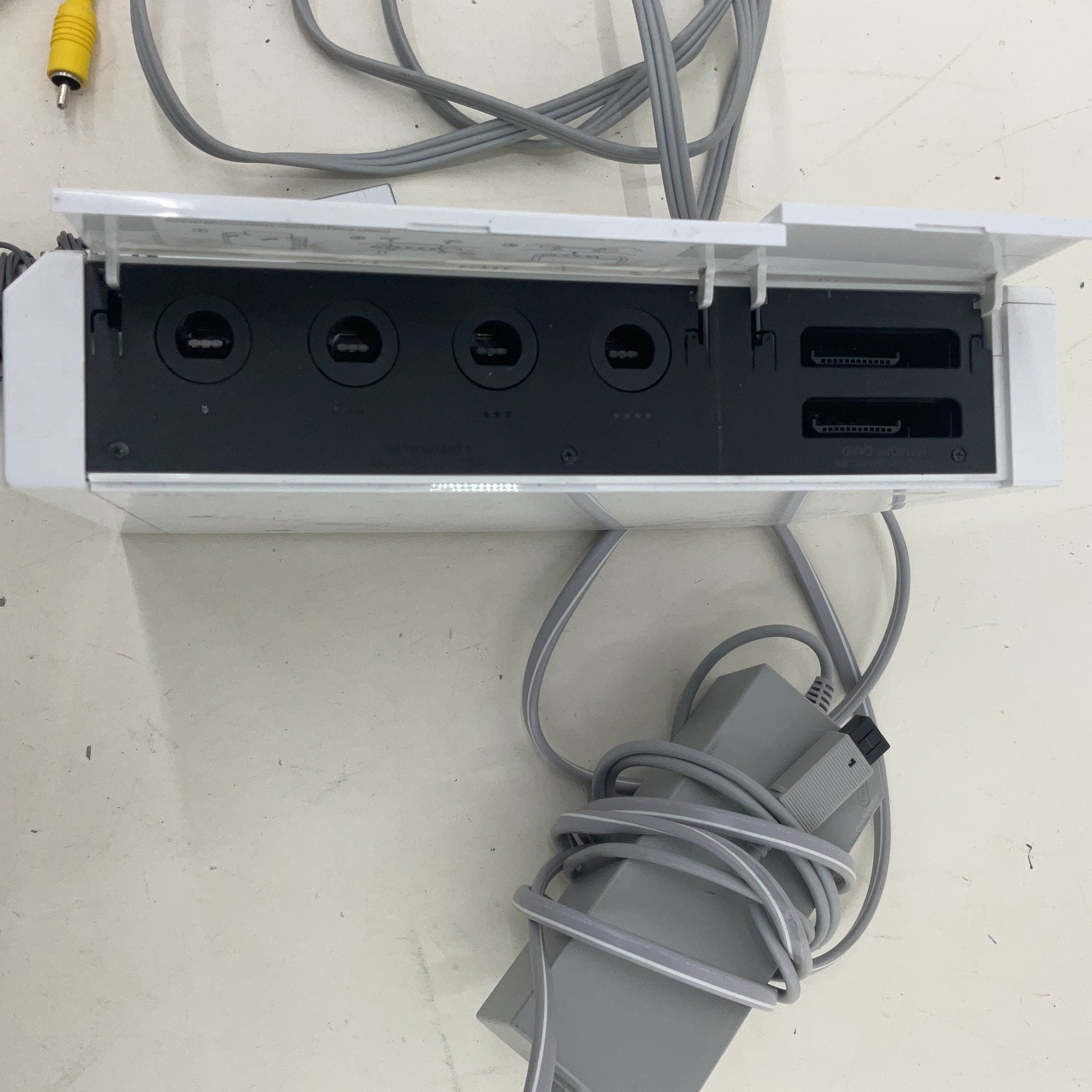 Nintendo Wii White Preowned Video Game Console w/ Power Supply Cords UNTESTED - Warehouse Toys