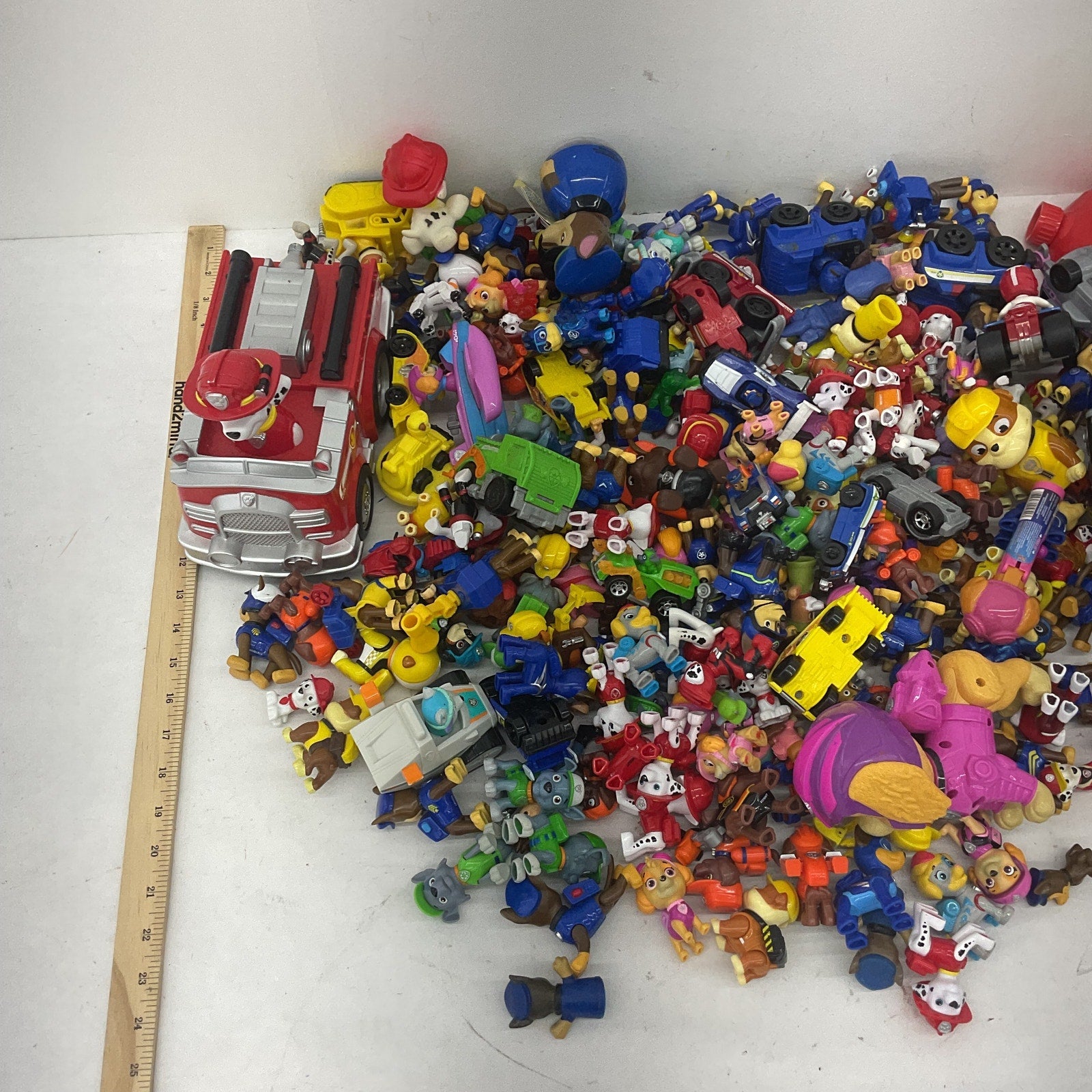 Paw Patrol 15 lbs Action Figures Preowned Mixed LOT Vehicles Toys Accessories - Warehouse Toys