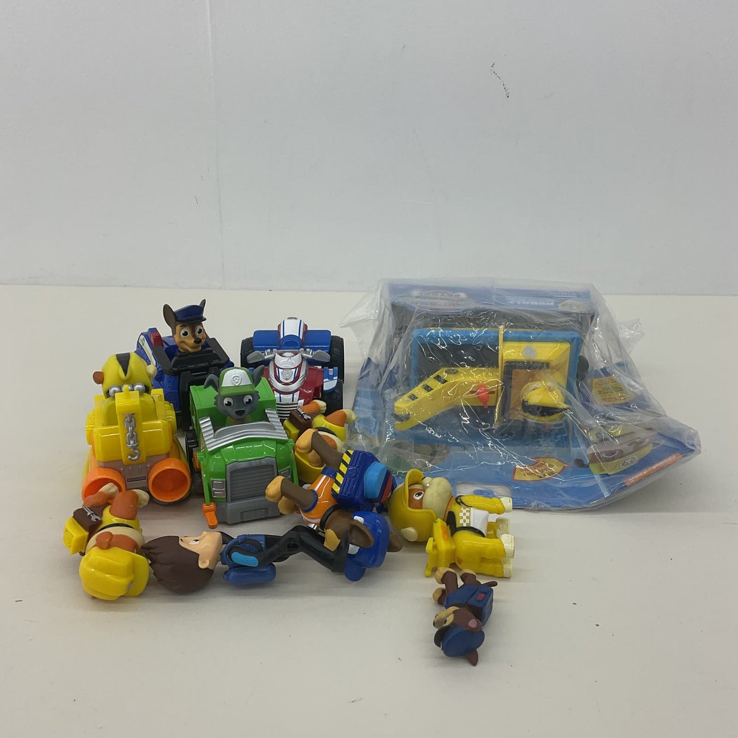 Paw Patrol Action Figure Mixed Toys LOT Vehicles Cars Dog Characters Loose - Warehouse Toys
