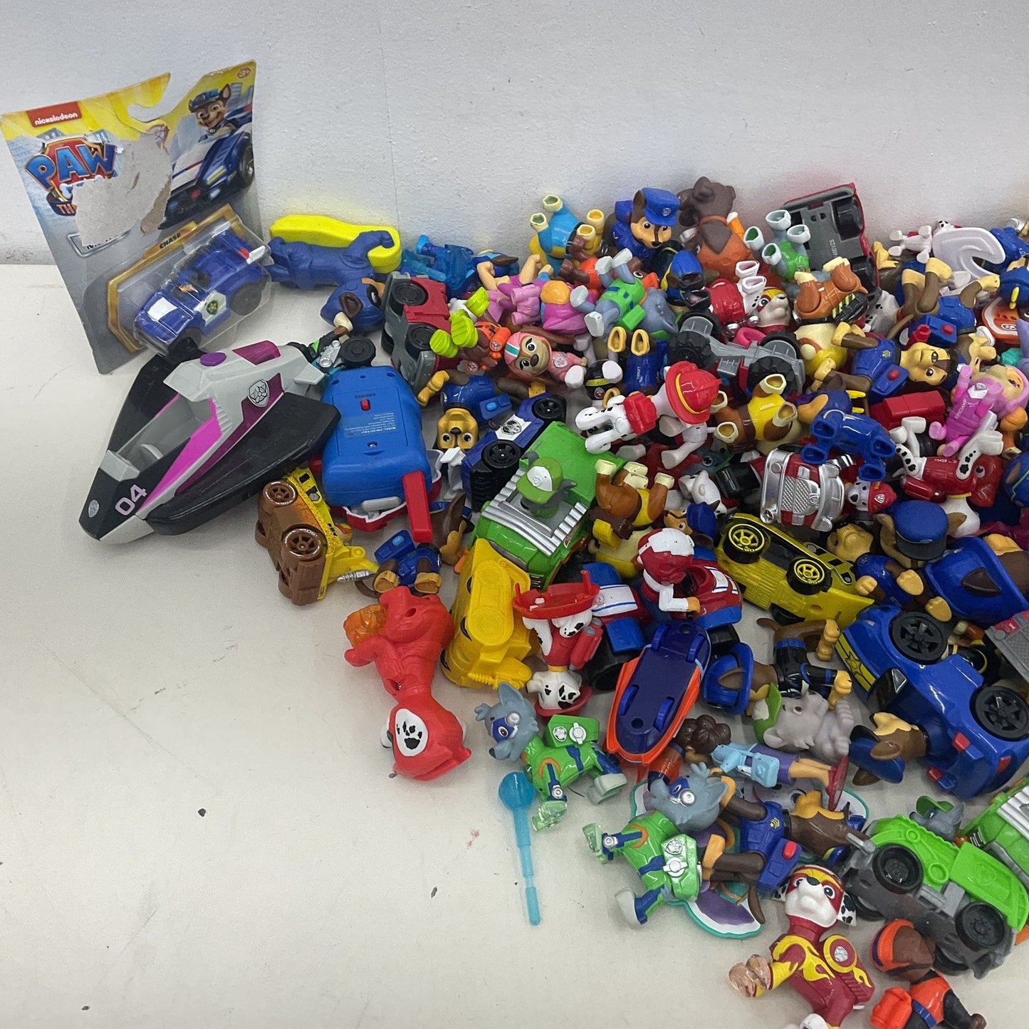 Paw Patrol Action Figures Preowned 10 lbs Mixed LOT Vehicles Toys Accessories - Warehouse Toys