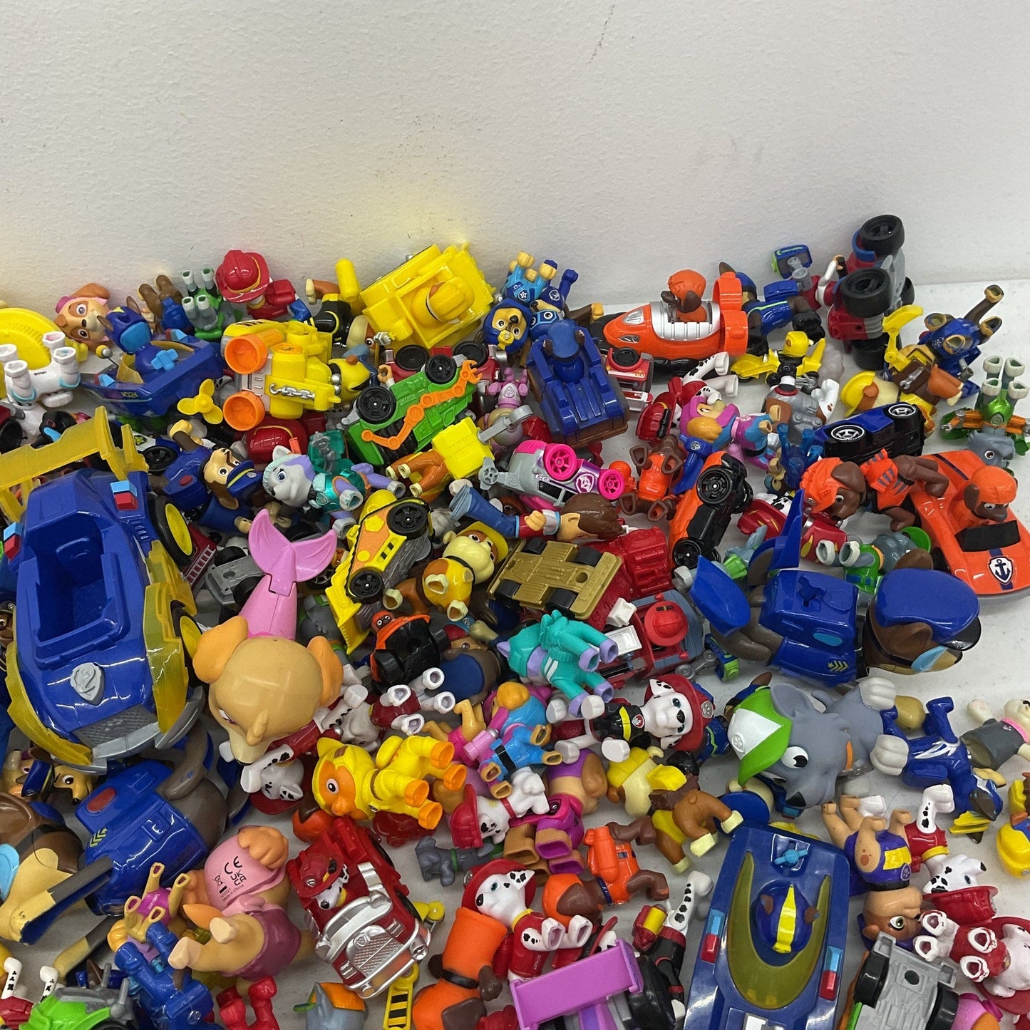 Paw Patrol Action Figures Preowned Mixed LOT 20 lbs Vehicles Toys Accessories - Warehouse Toys