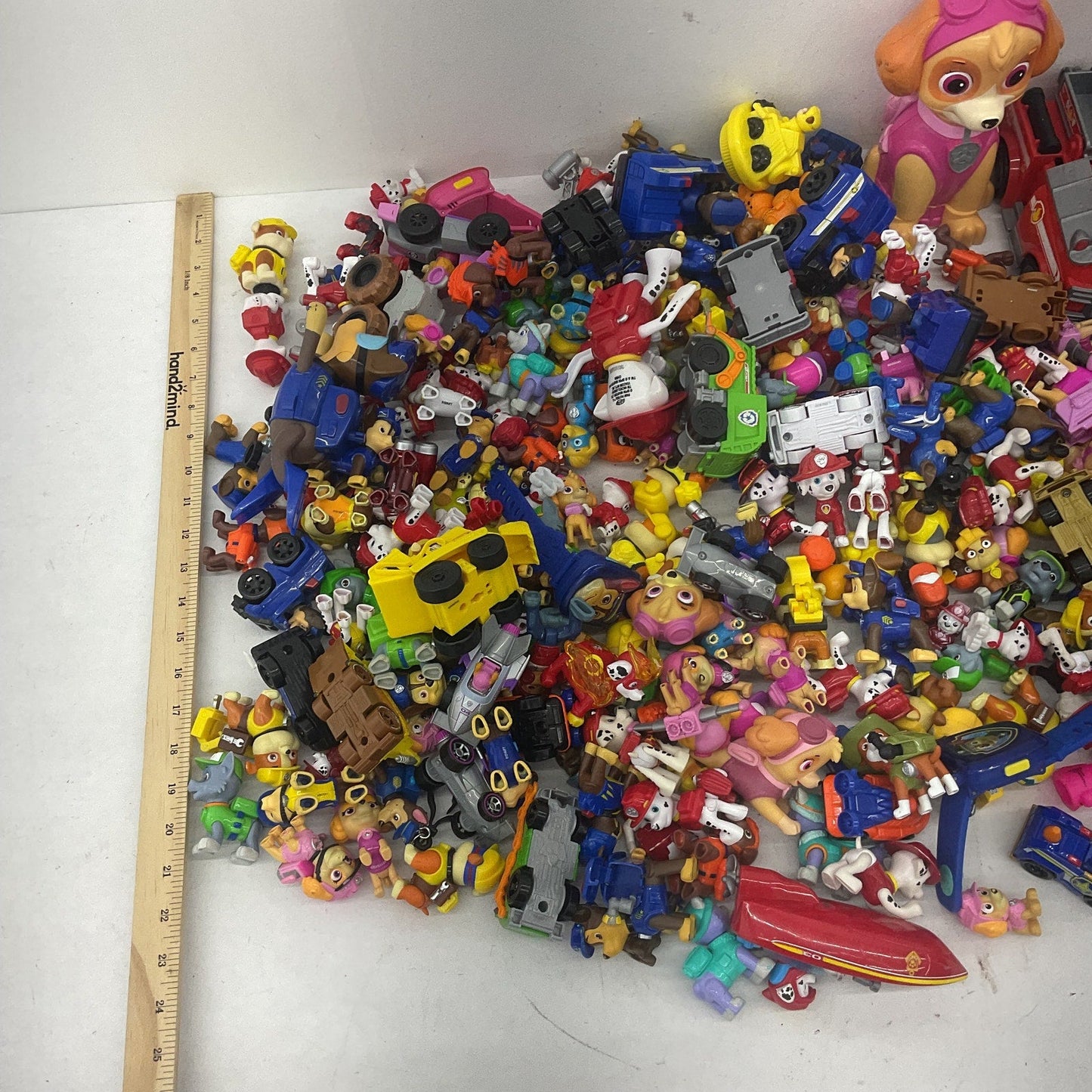 Paw Patrol Action Figures Preowned Mixed LOT 20 lbs Vehicles Toys Accessories - Warehouse Toys