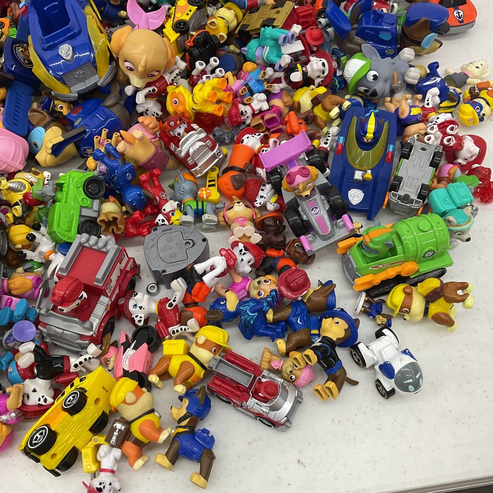 Paw Patrol Action Figures Preowned Mixed LOT 20 lbs Vehicles Toys Accessories - Warehouse Toys