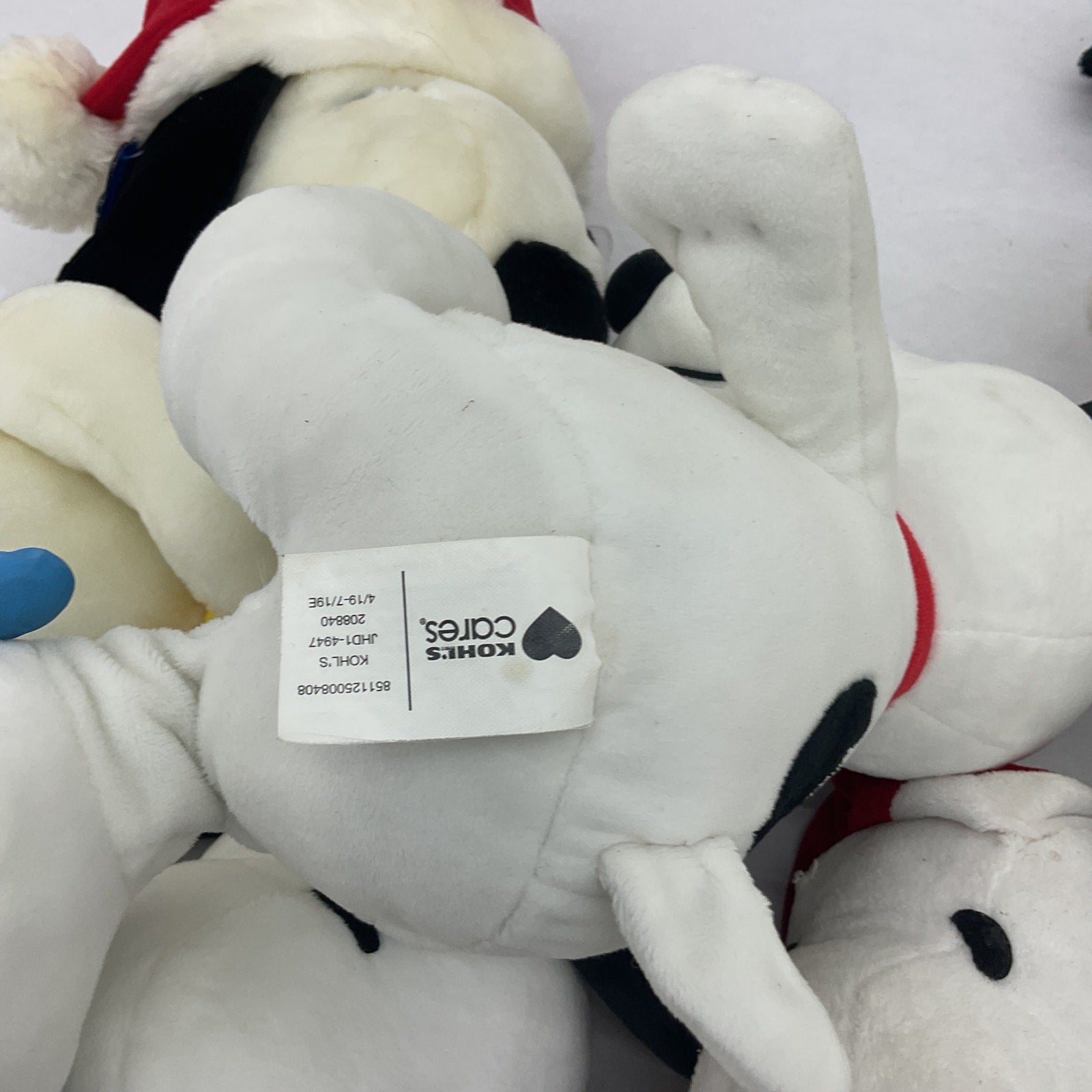 Peanuts Snoopy Woodstock Vintage & Modern Mixed Character 13 lbs Plush Dolls - Warehouse Toys