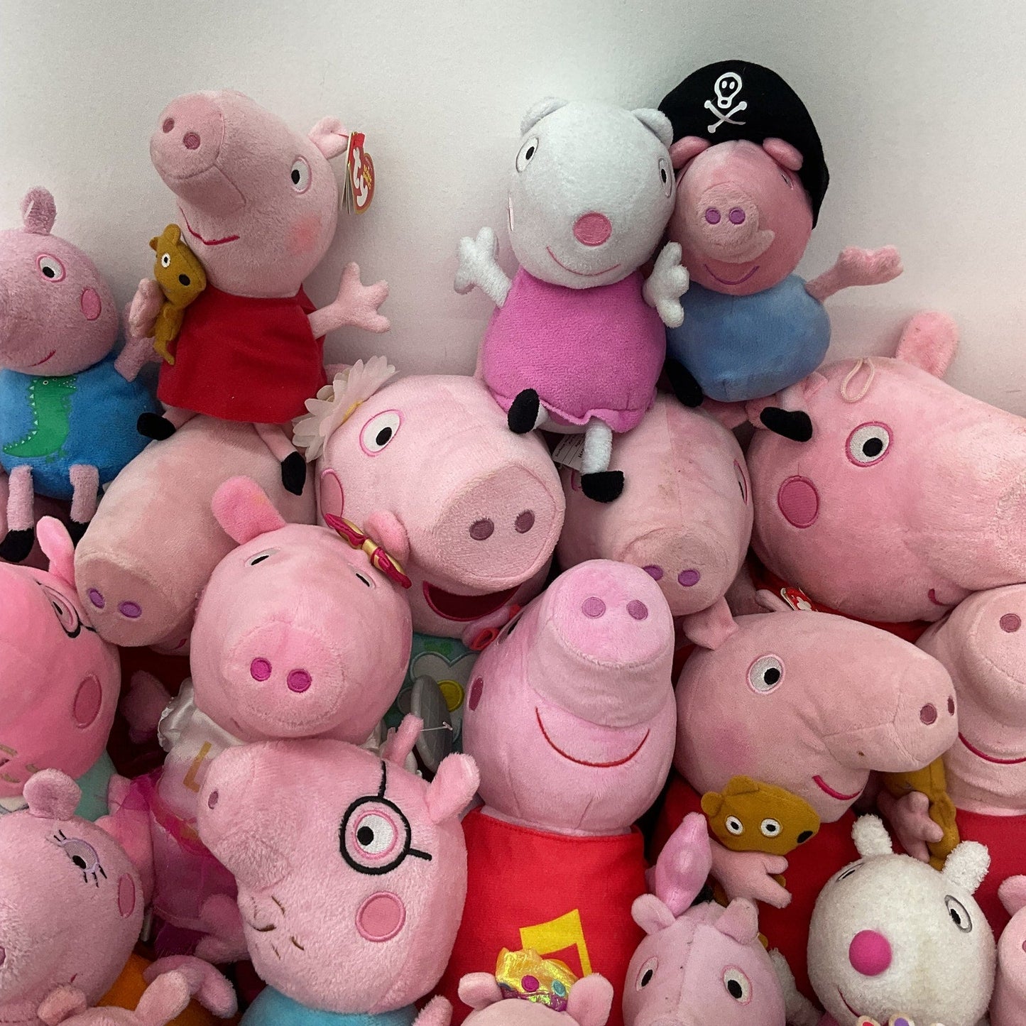 Peppa Pig Assorted Characters Plush Dolls Stuffed Animals Preowned LOT 12 lbs - Warehouse Toys