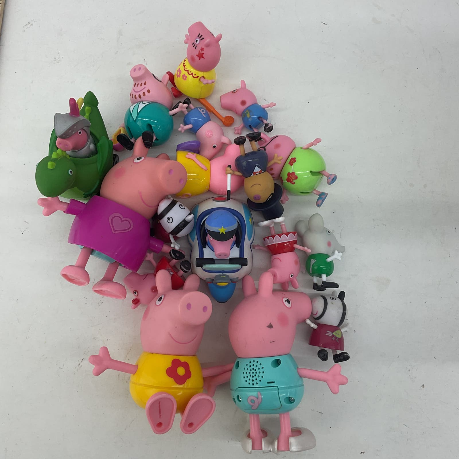 Peppa Pig Cartoon Show Collection Figure Toy Wholesale Bulk Toys Lot -  Warehouse Toys