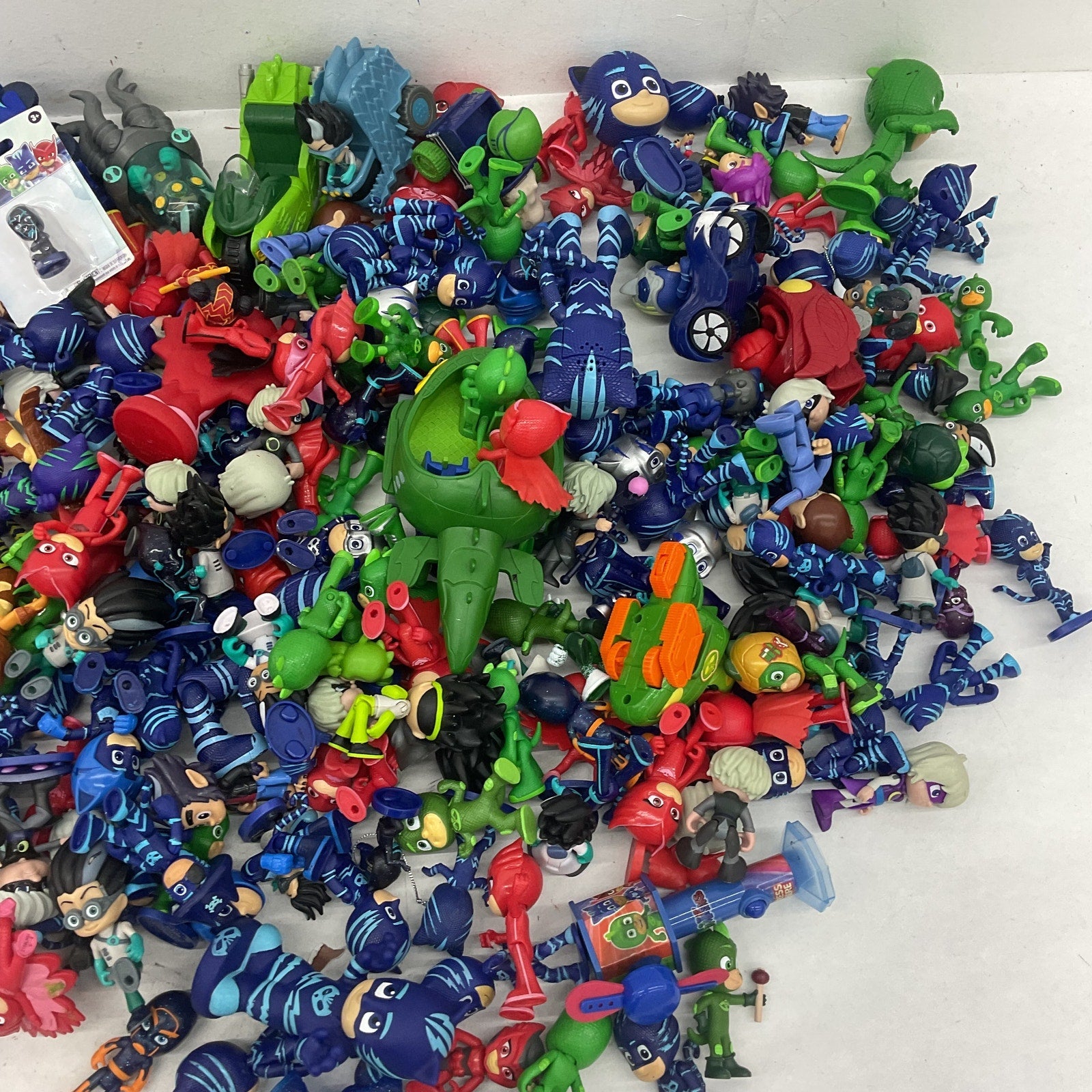 PJ Masks Action Figure Collection Preowned Mixed Loose LOT Toys Vehicles 10 lbs - Warehouse Toys