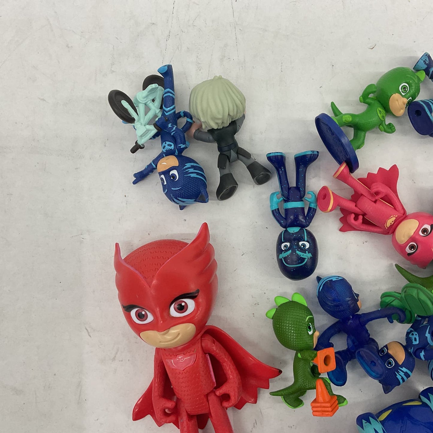 PJ MASKS Multicolor Mixed Lot Figure Toy Lot Bulk Toys - Warehouse Toys