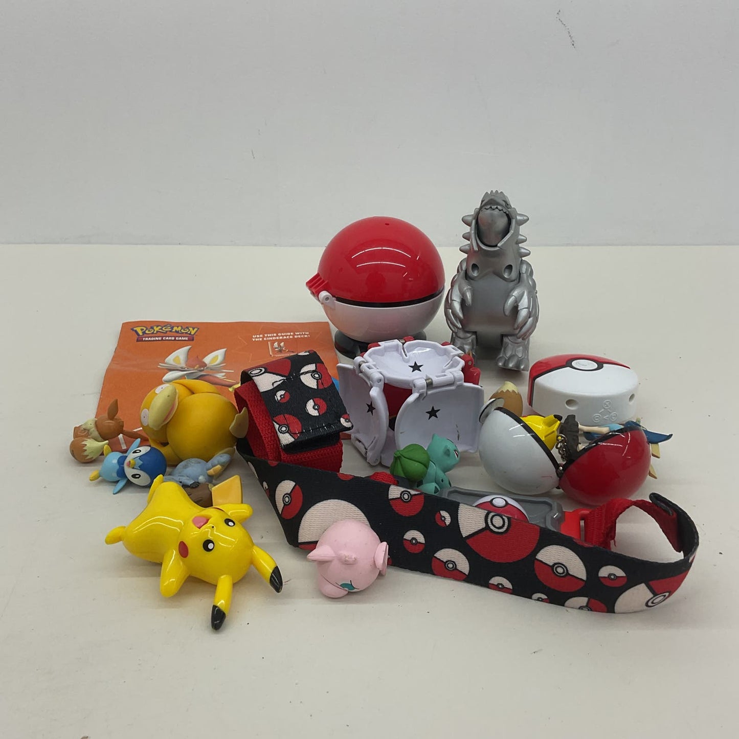 Pokemon Nintendo Assorted Figures Accessories Poke Balls Toys Used - Warehouse Toys